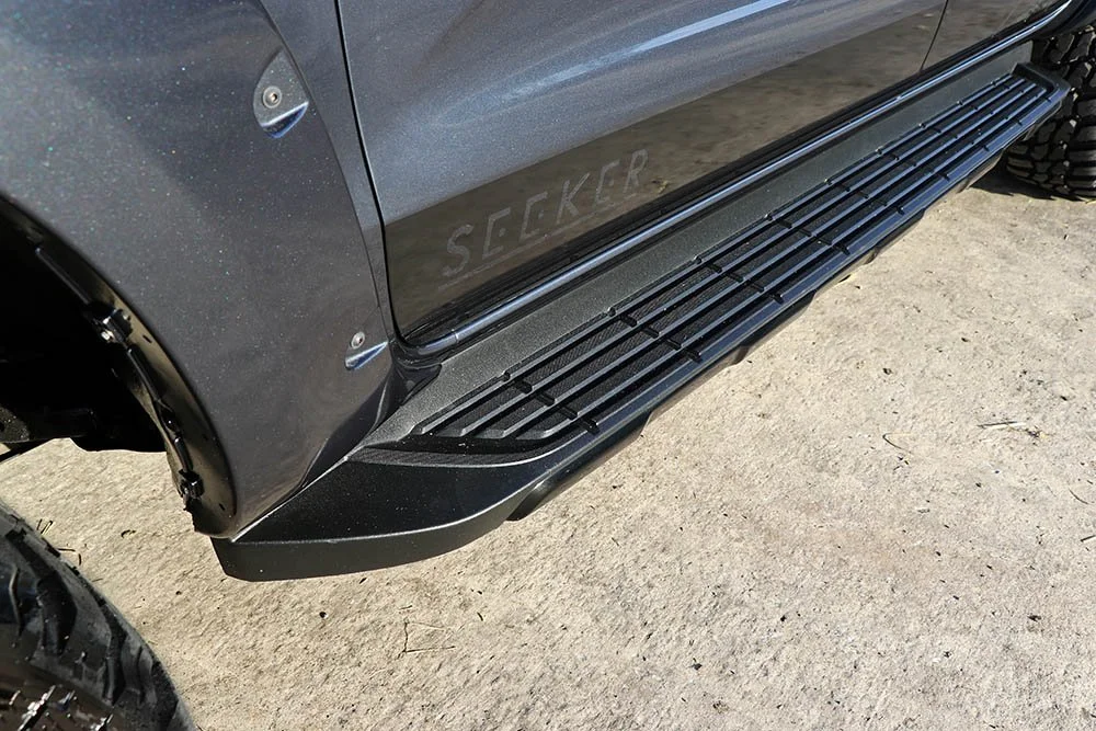 Ford Ranger T8 Grey Seeker side steps 1.jpg