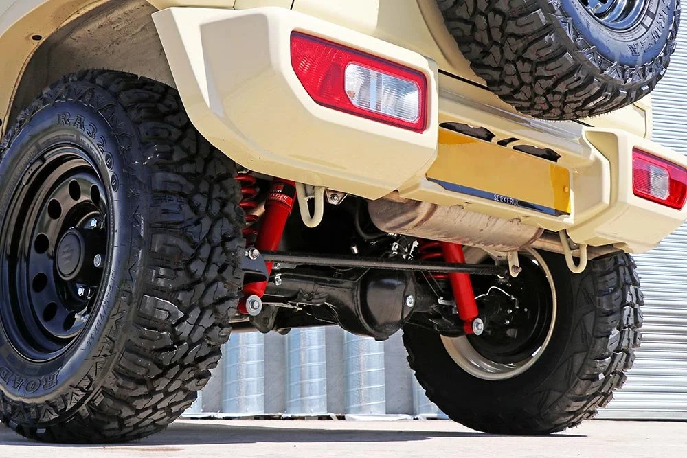 Seeker Suzuki Jimny Sand Black Wheels Lift Kit 1.jpg