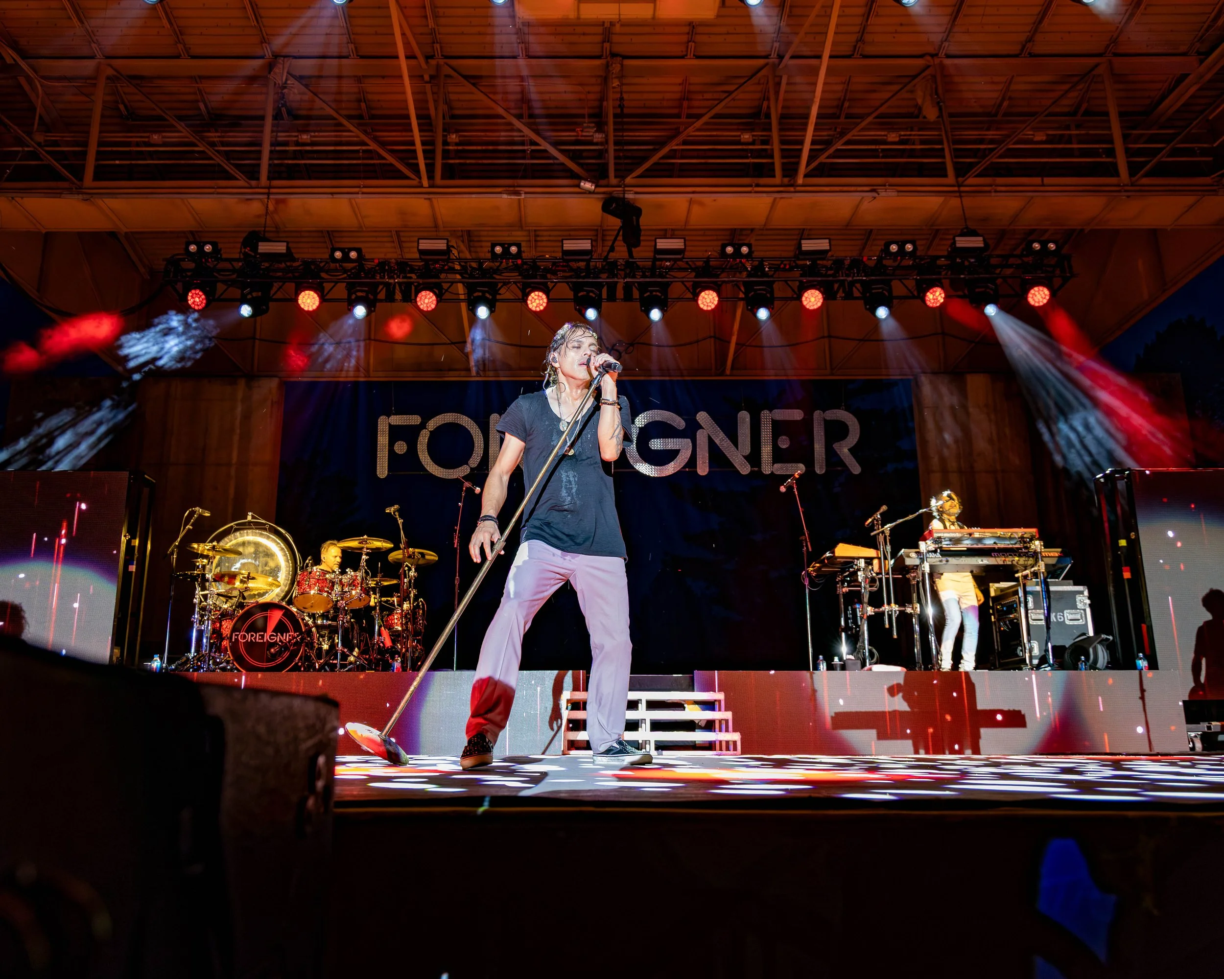 Foreigner Rocks Lincoln with New Voice, Same Fire