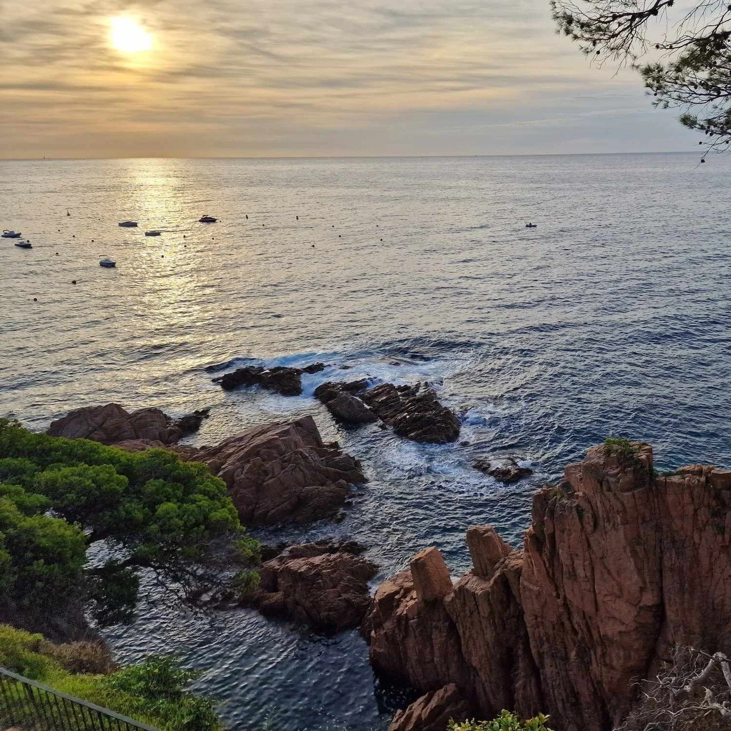 Retriitit ulkomailla ja kotimaassa, henkinen hyvinvointi Hoitohuone Kuunsilta