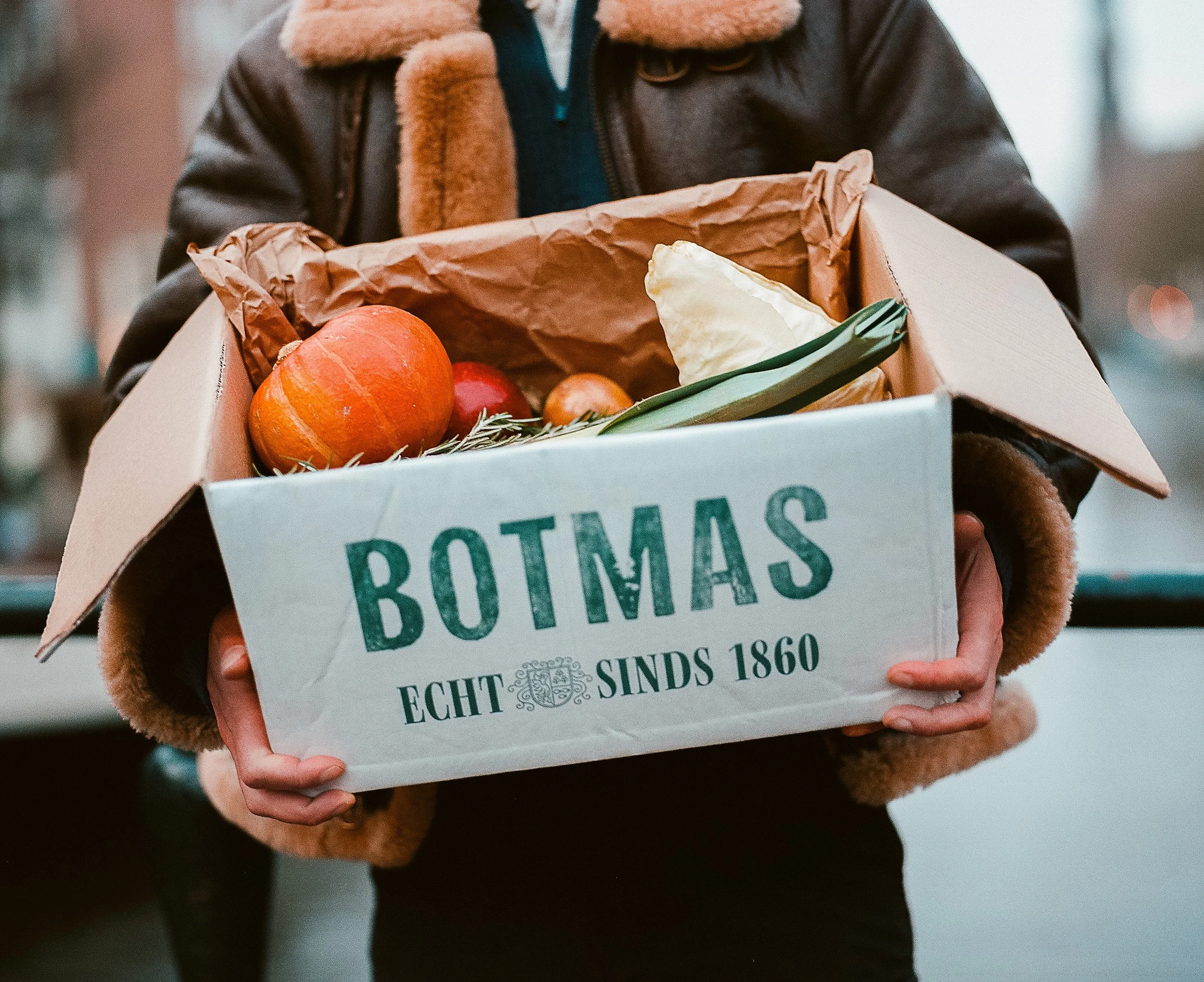 BotmasXMamyia-1 copy.jpg