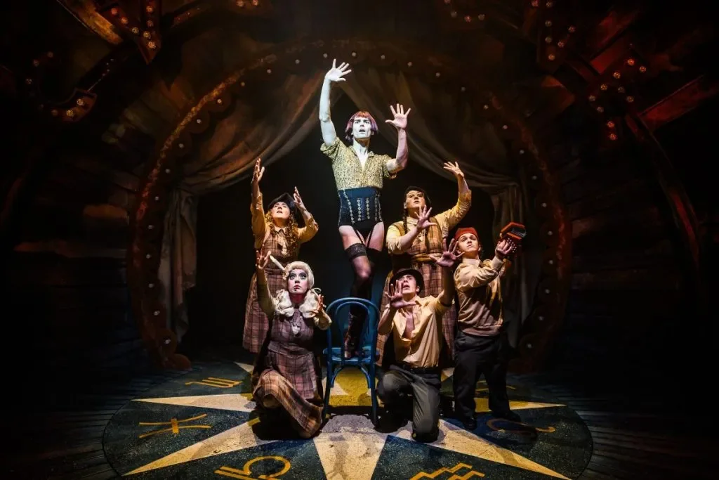 Production shot Ride the Cyclone