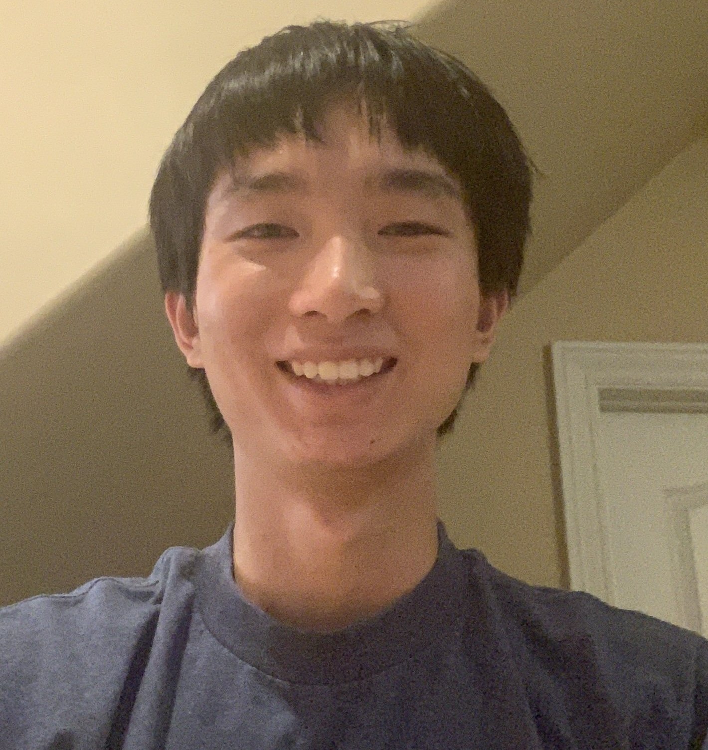 IMG_1359 - Ari Chi.jpg