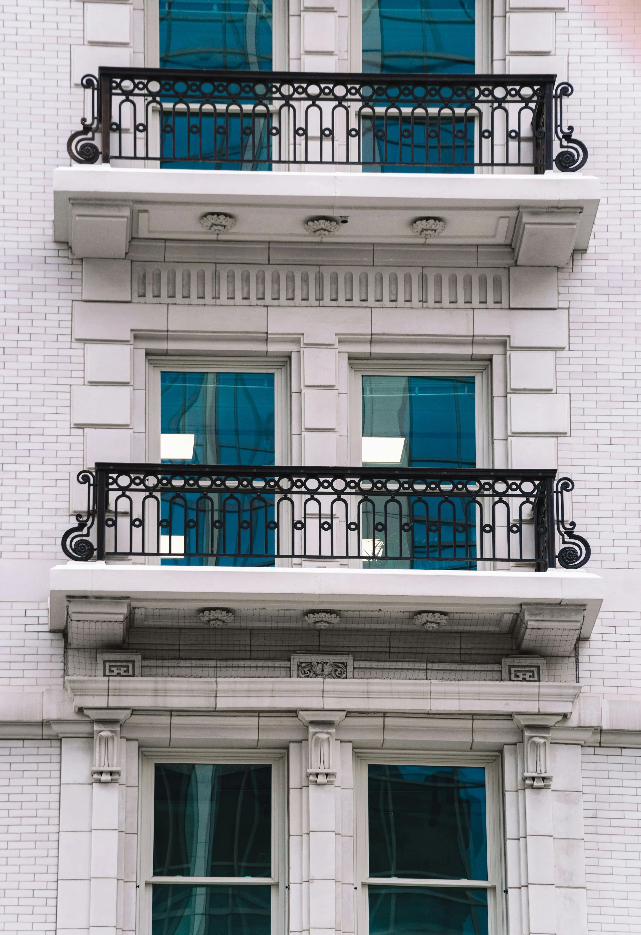 frames-for-your-heart-6qQcj6X1E5Y-unsplash.jpg