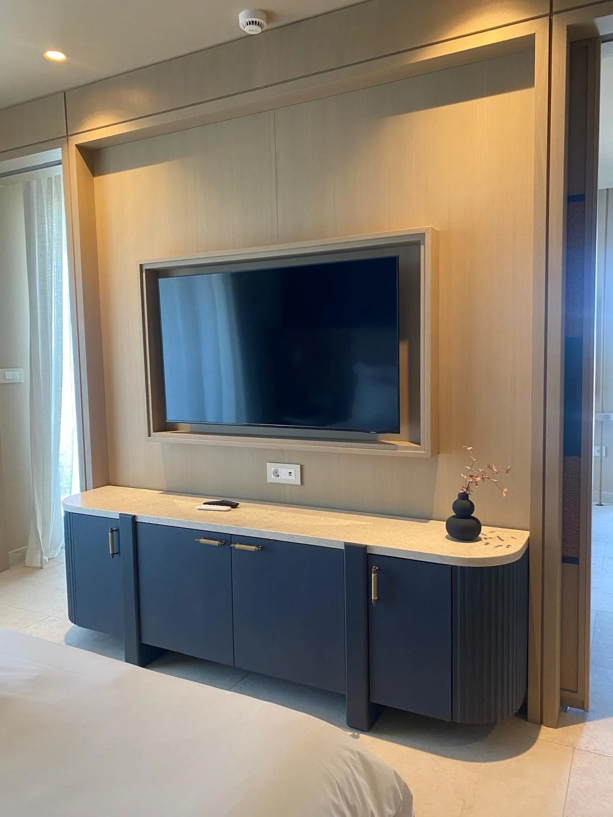 WhatsApp Image 2024-12-04 at 1.18.55 am (24).jpeg