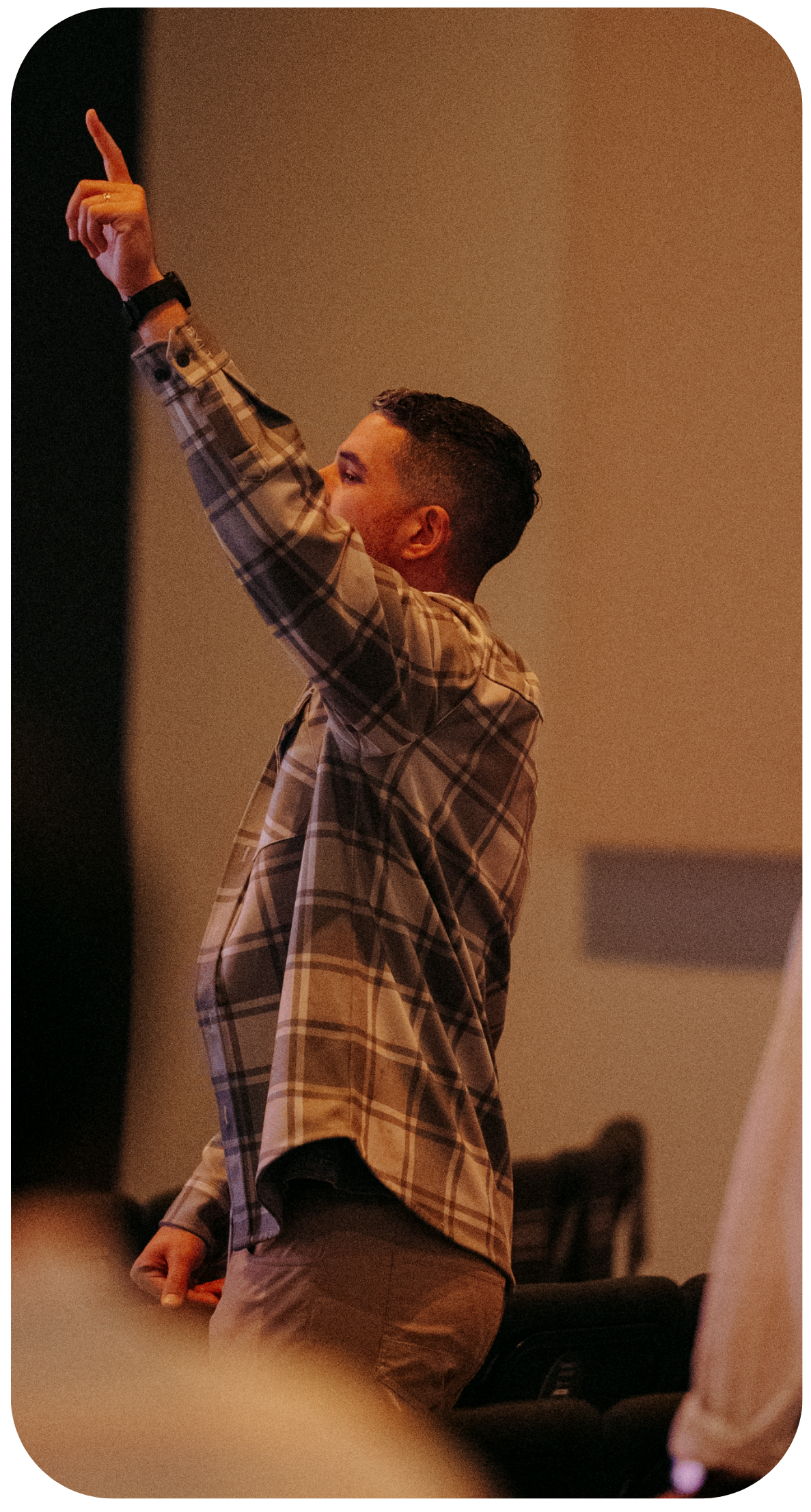 Pastor worshiping during Church United event