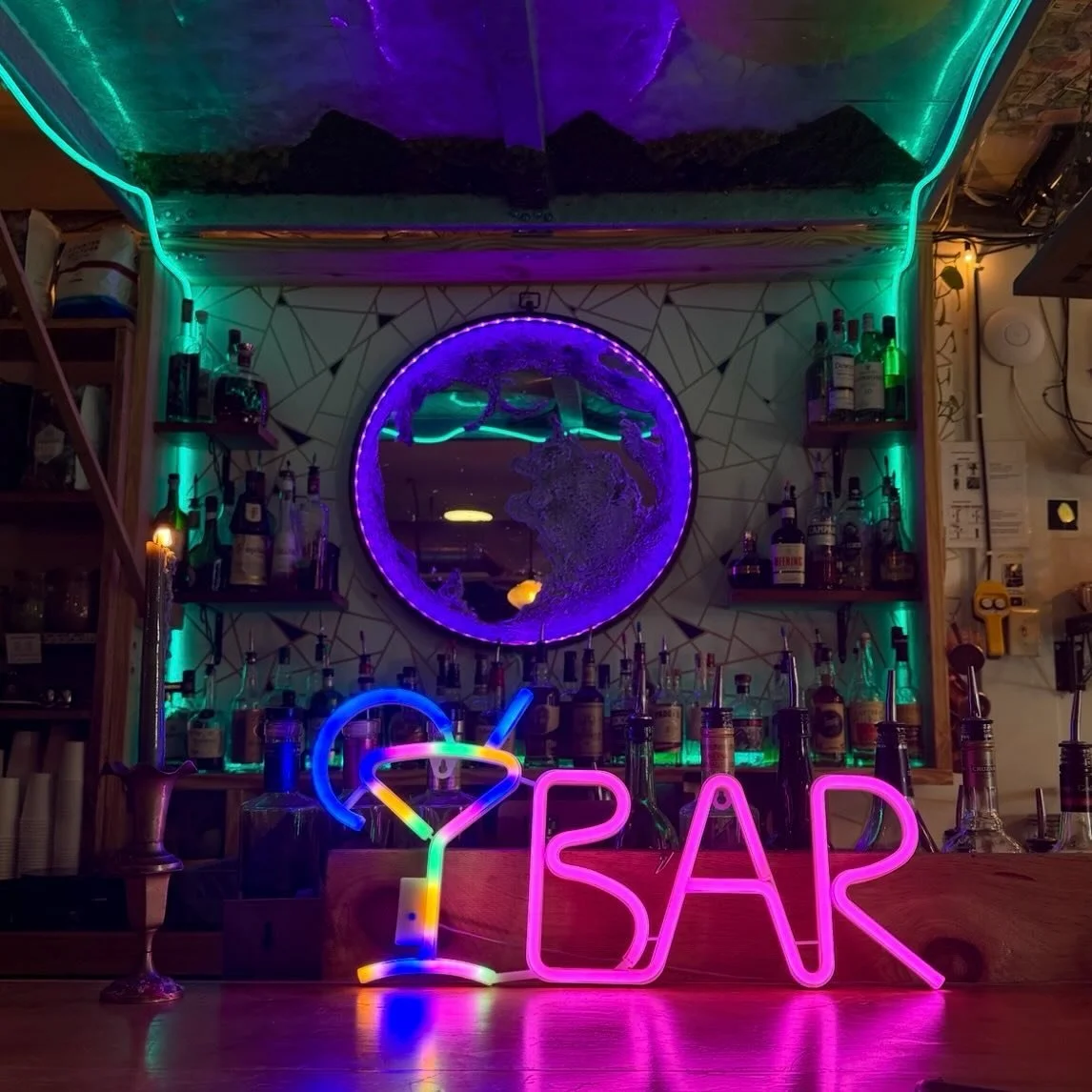 🪩 THIS WEEK AT DARKMOON 🪩

Join us this Thursday for Open Mic 7pm-10pm 

Business as usual every other day this week! 
Open Wednesday - Saturday 7pm-12 

See ya tonight 🥰