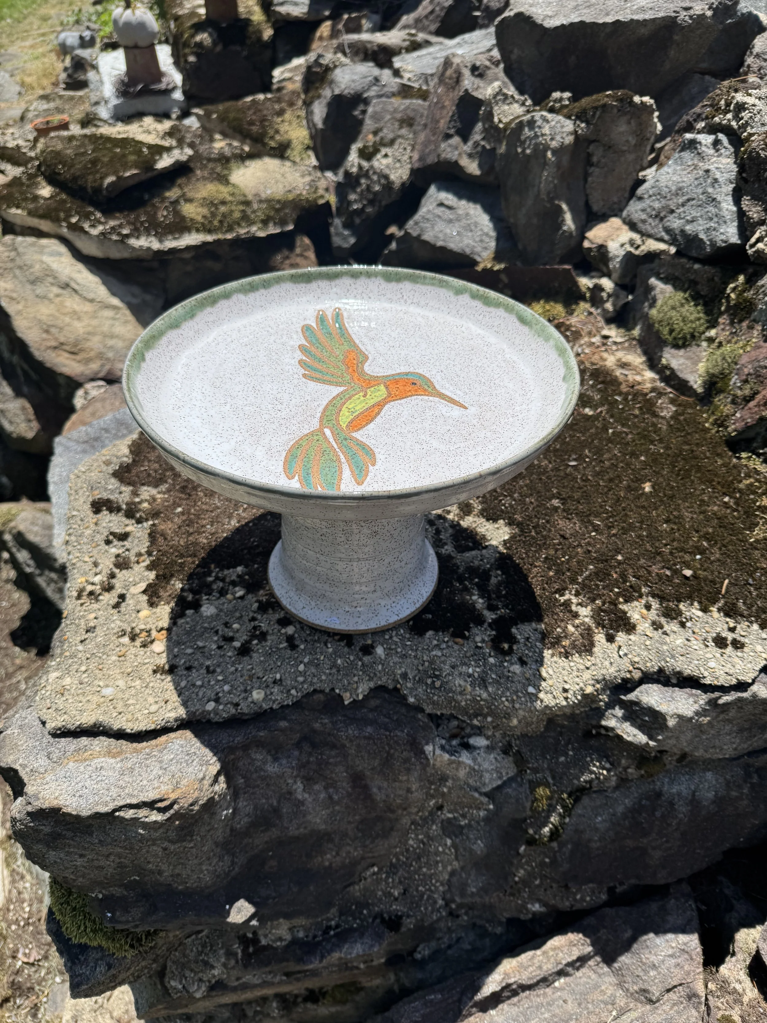 Humming bird birdbath