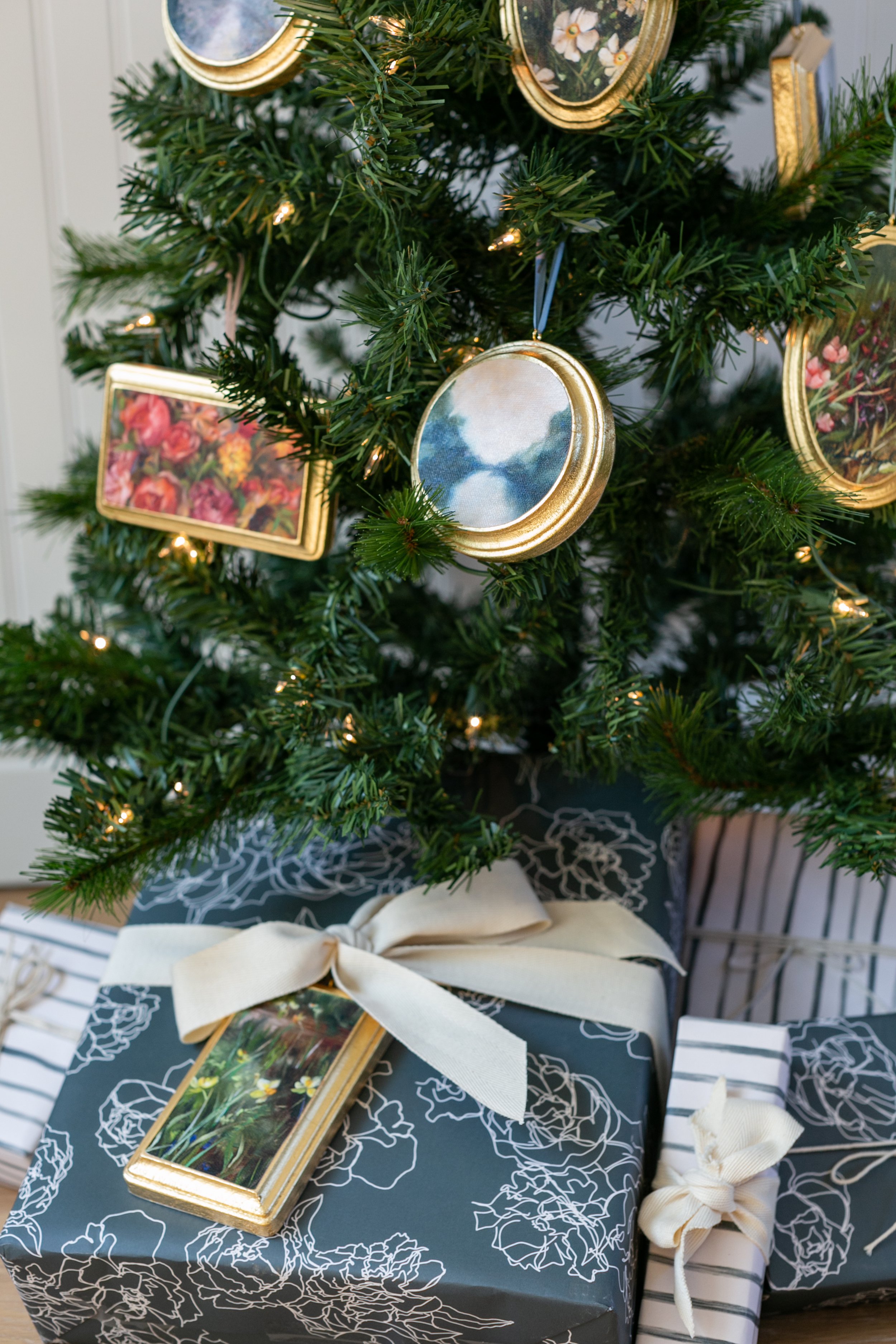MichelleBoydOrnaments-021.jpg