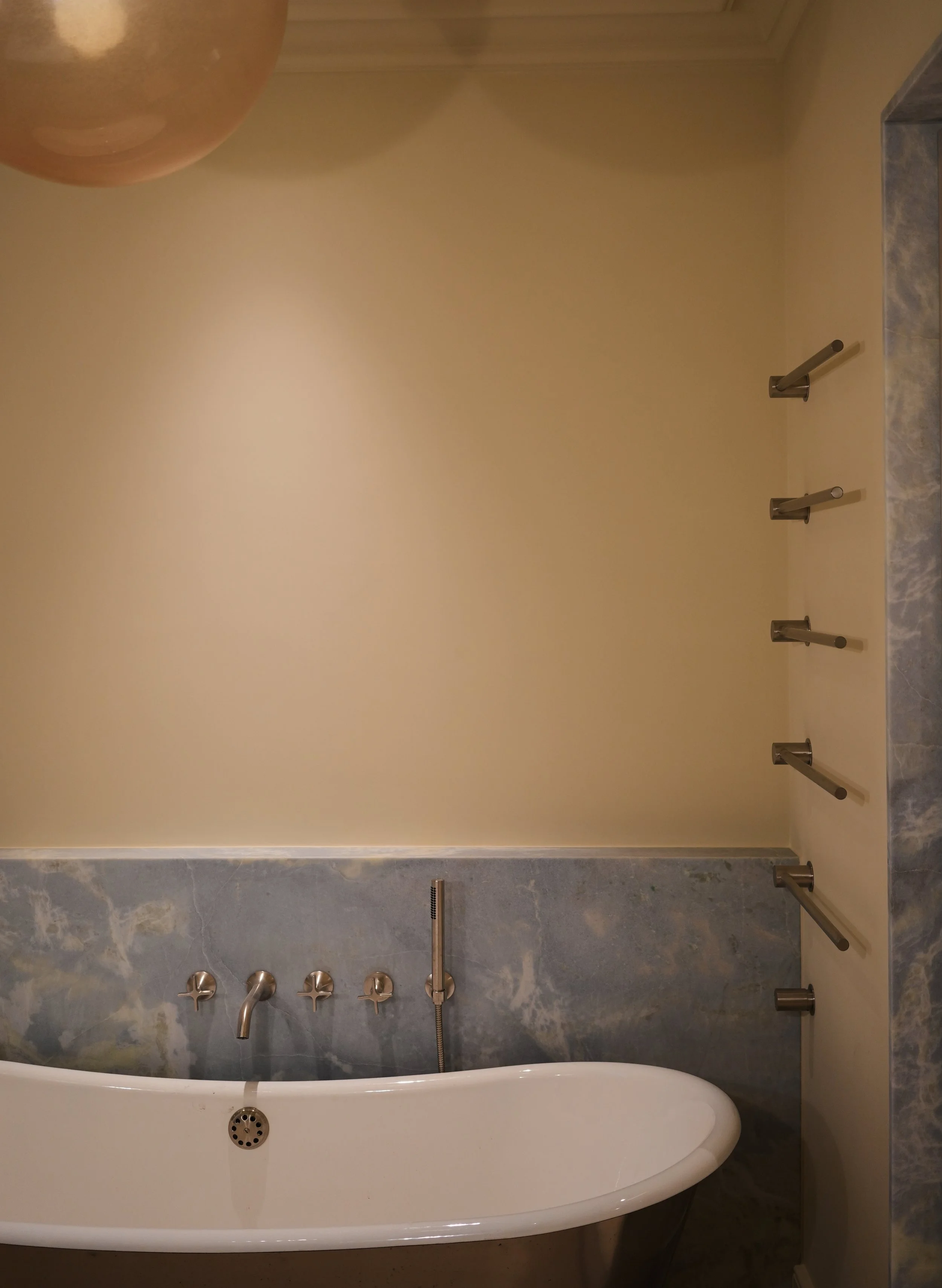 GLOVER ARCHITECTS-CHELSEA_Bathroom.jpeg