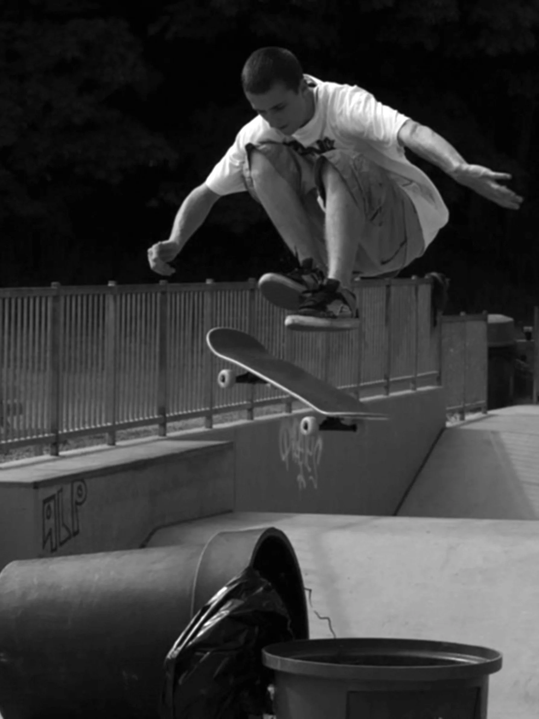 Sean Mahoney skateboarding