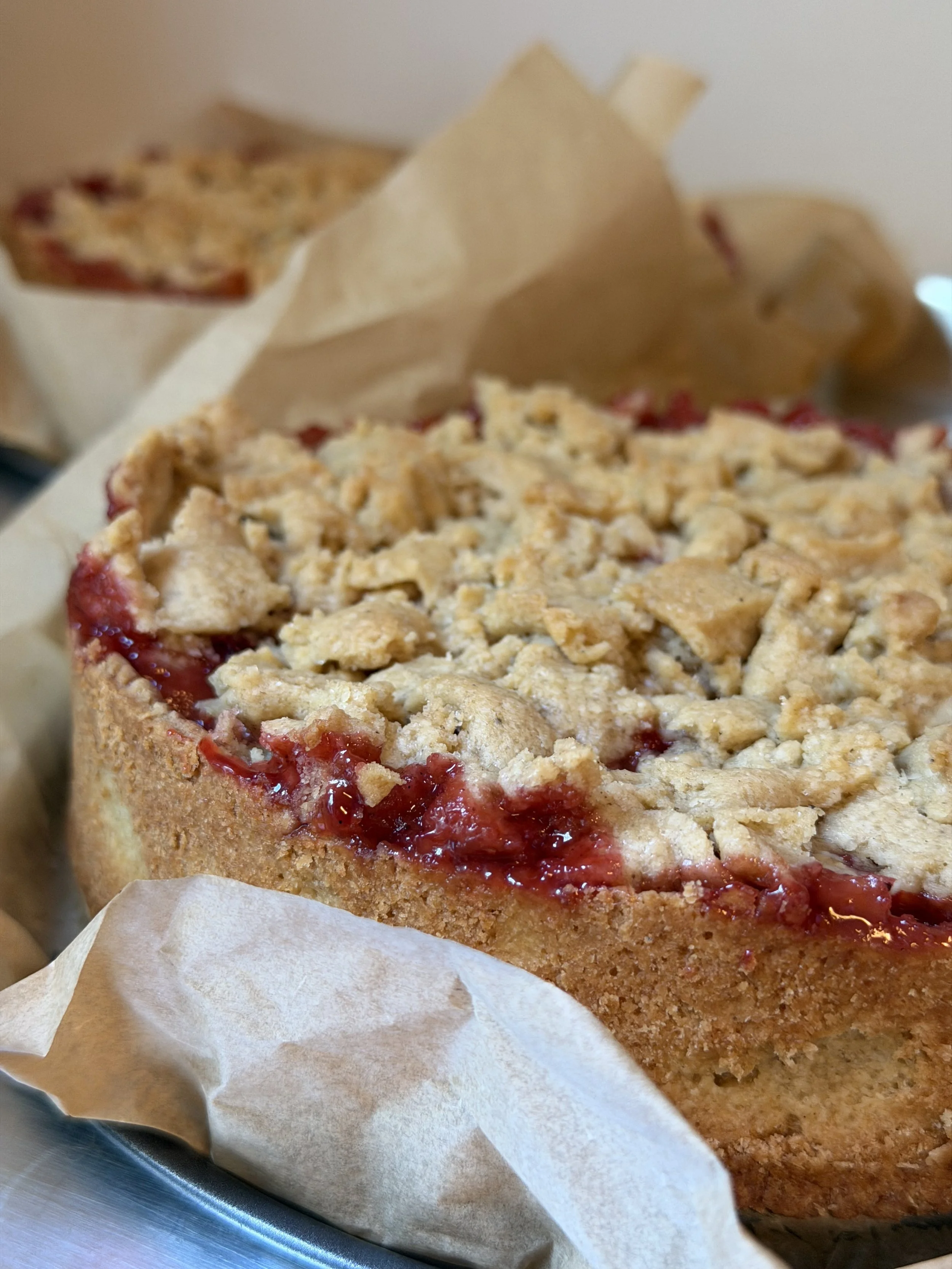 German Rhubarb Strawberry Streusel Pie — Fourth of July Pre-Order