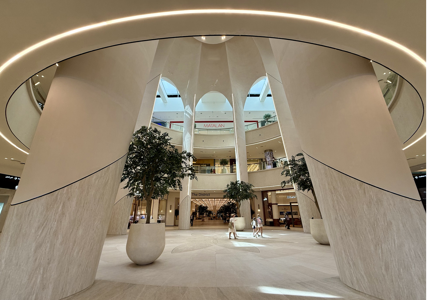 PICTURE BY THE HUNTR 1.png