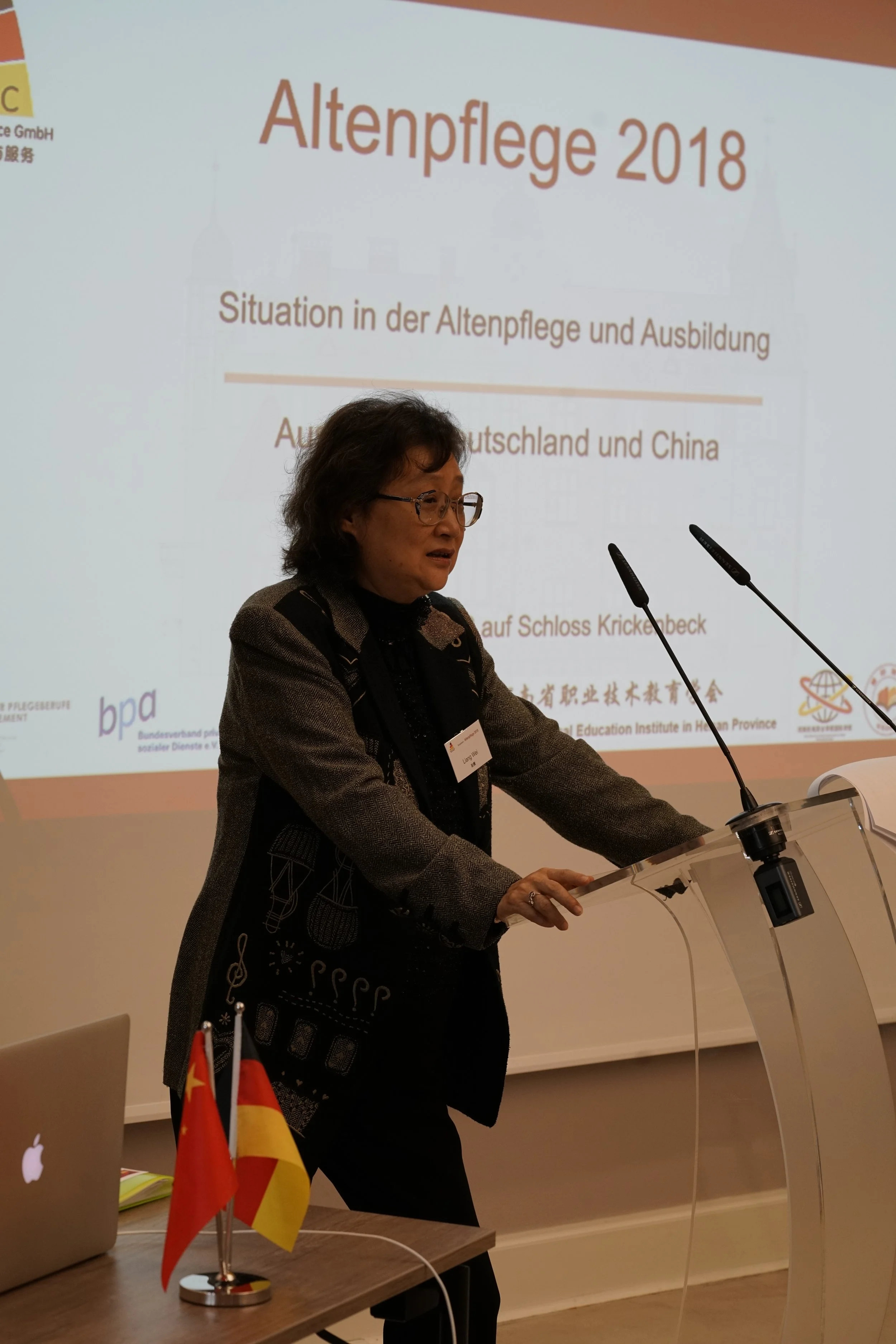 Liang-Wei_Symposium.JPG