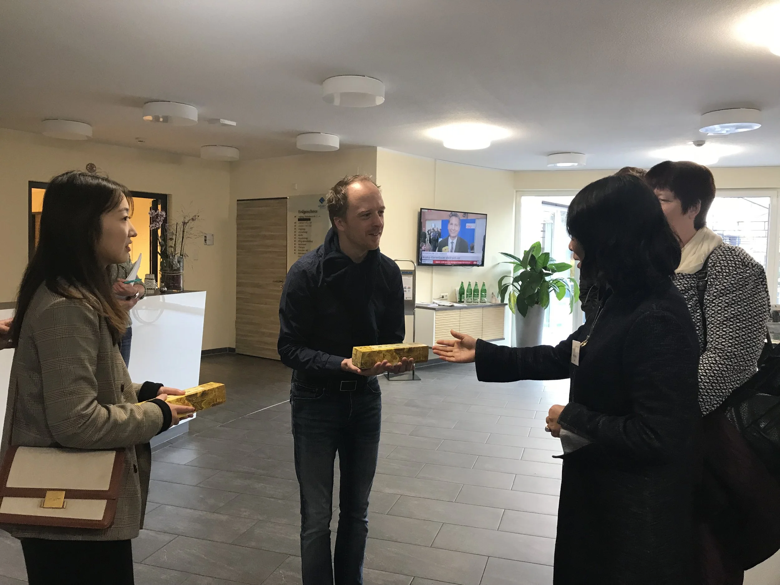 Delegation beim Azurit Seniorenzentrum Korschenbroich