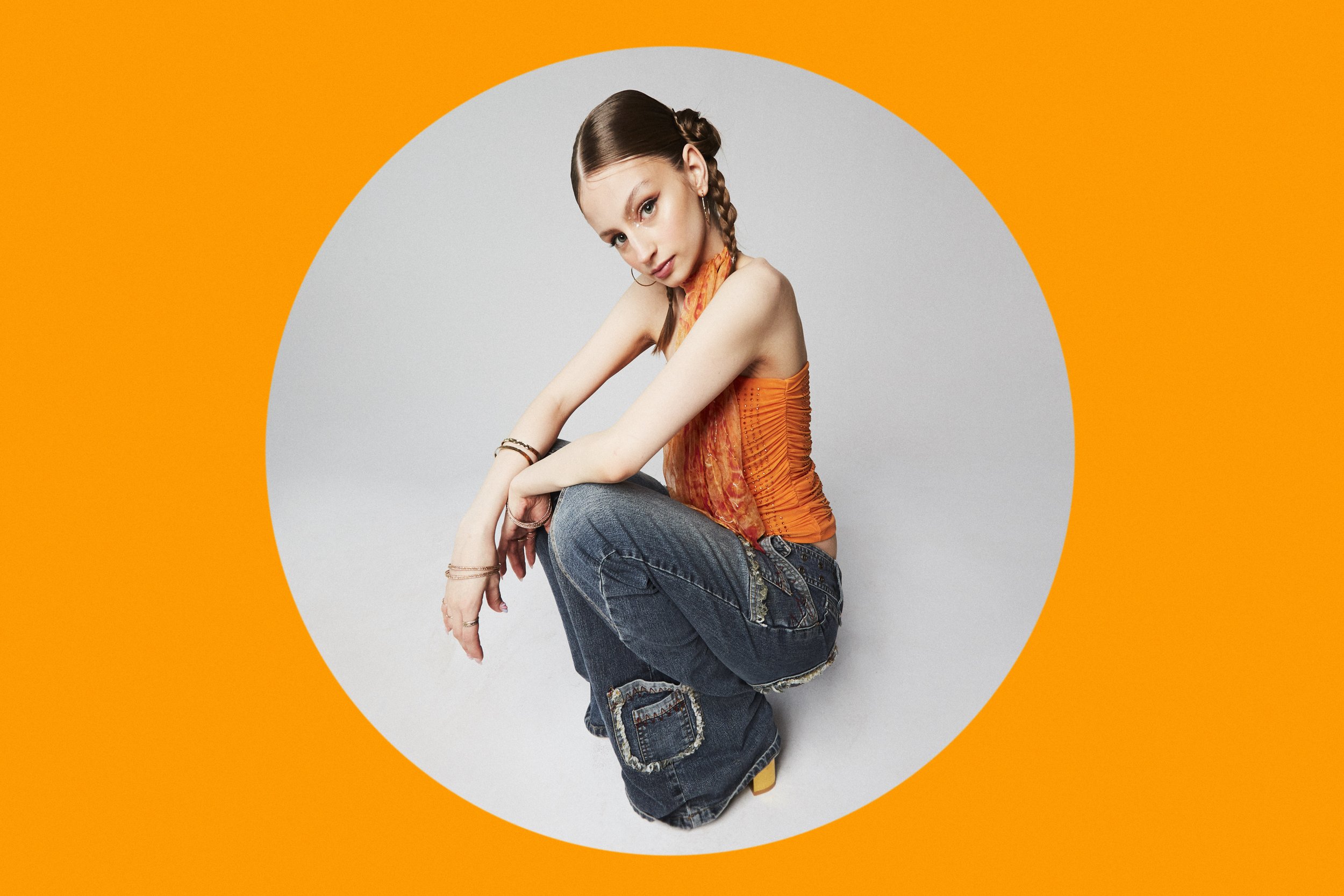 KateAnstey2025_270 colour distort WEB.jpg