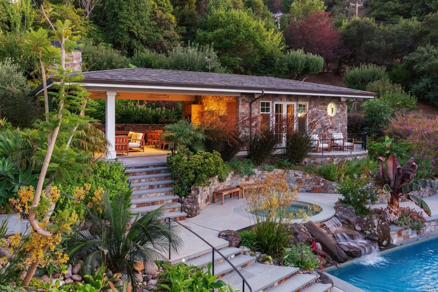 3300 Paradise Drive, Tiburon