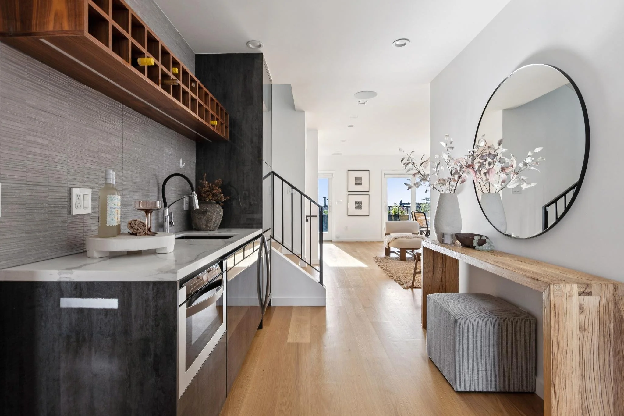 005-1719-43rd-avenue.84108.p3k.007.web.jpg