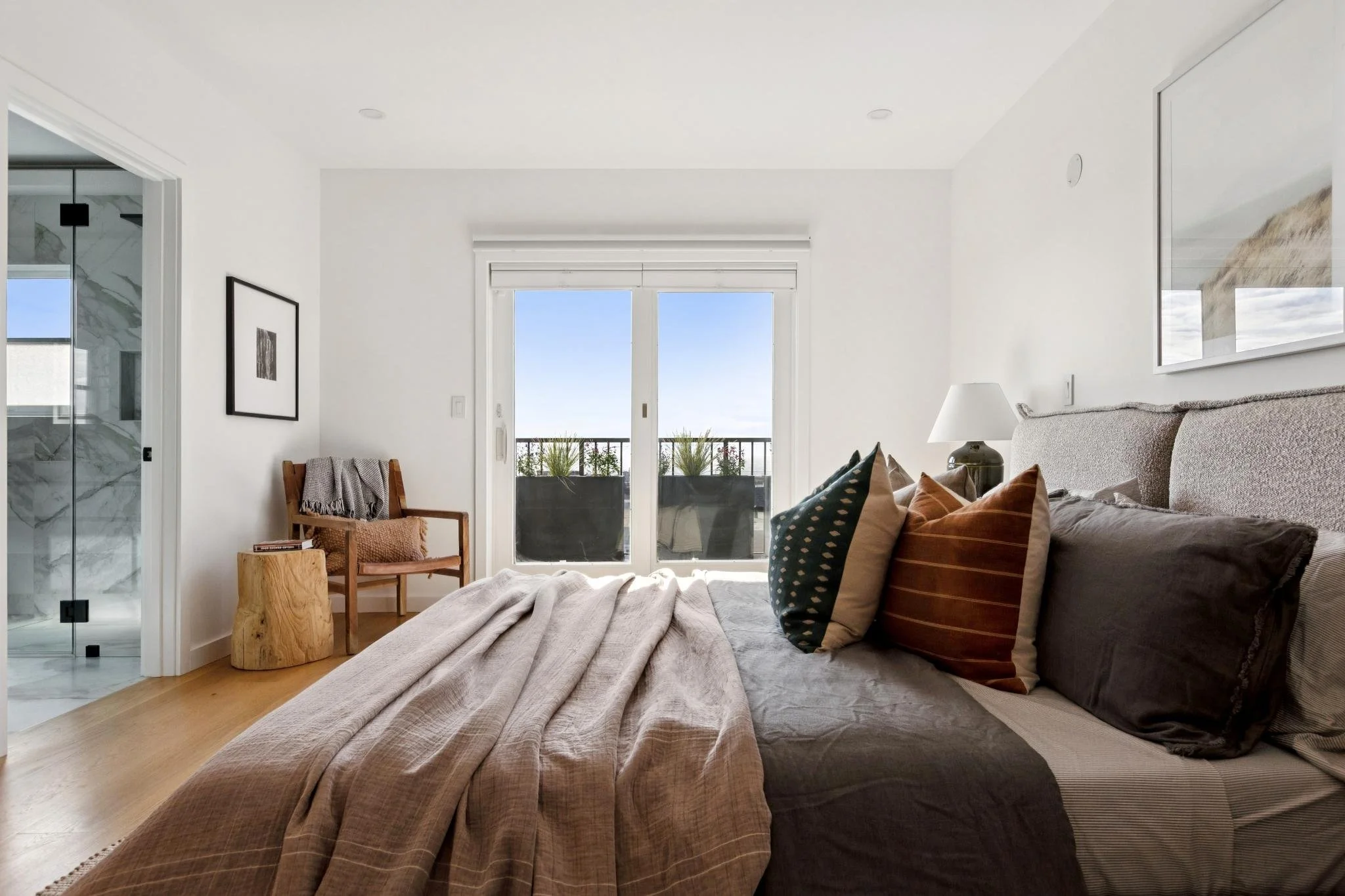 027-1719-43rd-avenue.84108.p3k.031.web.jpg