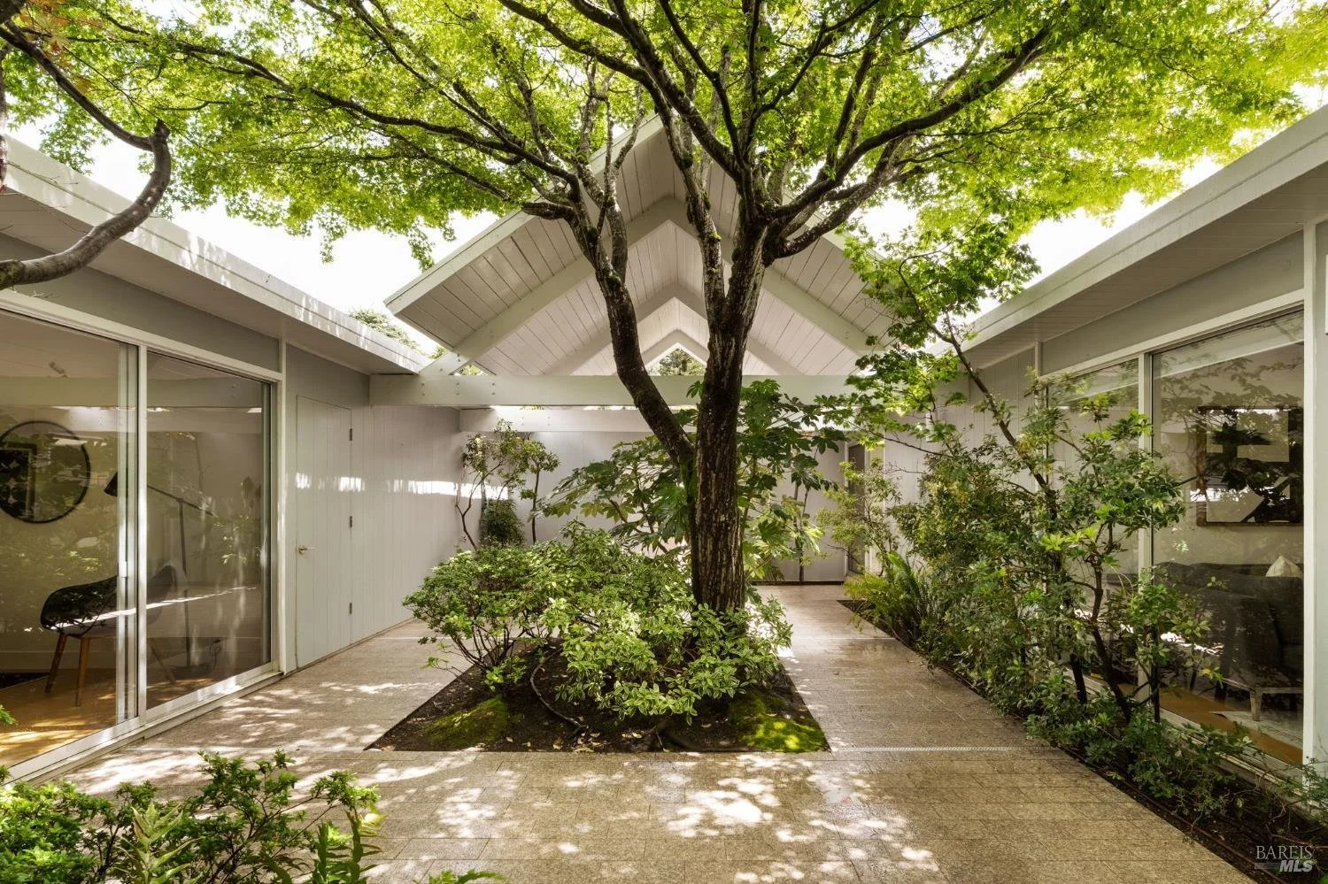 25 Mt. Lassen Drive, San Rafael