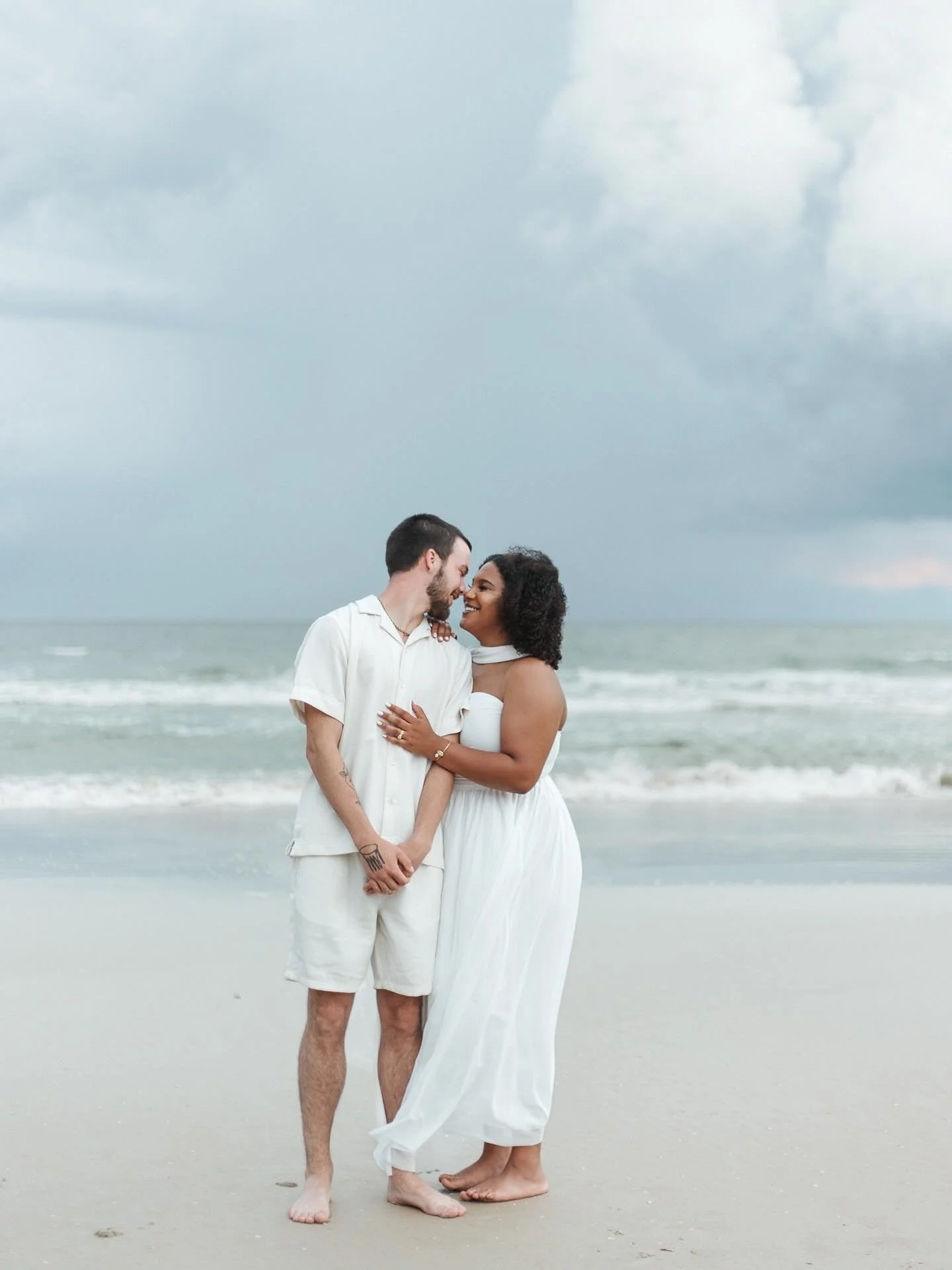 Just two souls and one story! 
Love what I do.
Thank you, Jesus🥰

With love &amp; light,
Tatiana | Lightward Photography

#photographer #photos #familyphotography #lifestylephotographers #familysessions #outdoorfamilyphotos #lakelandphotographer #fl
