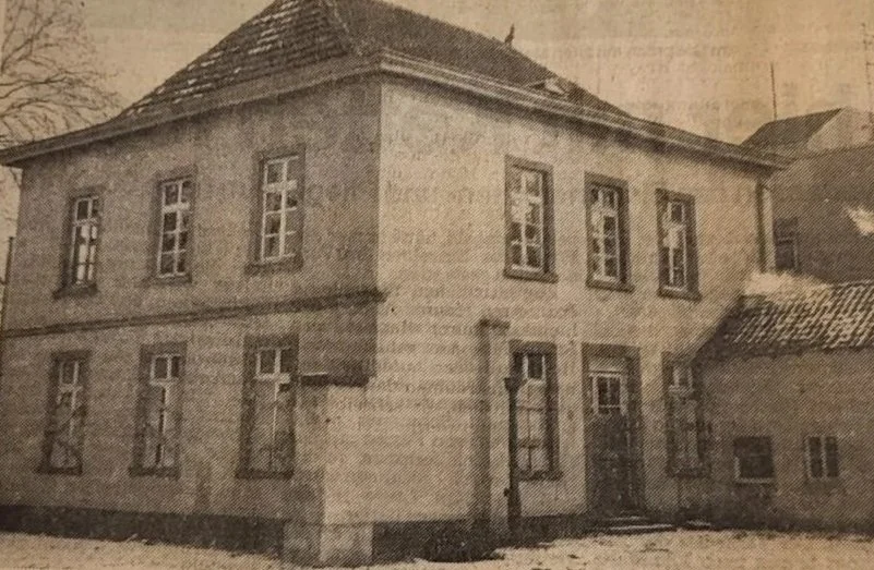 DENKMALGESCHÜTZTER MATHILDENHOF IN PULHEIM-BRAUWEILER