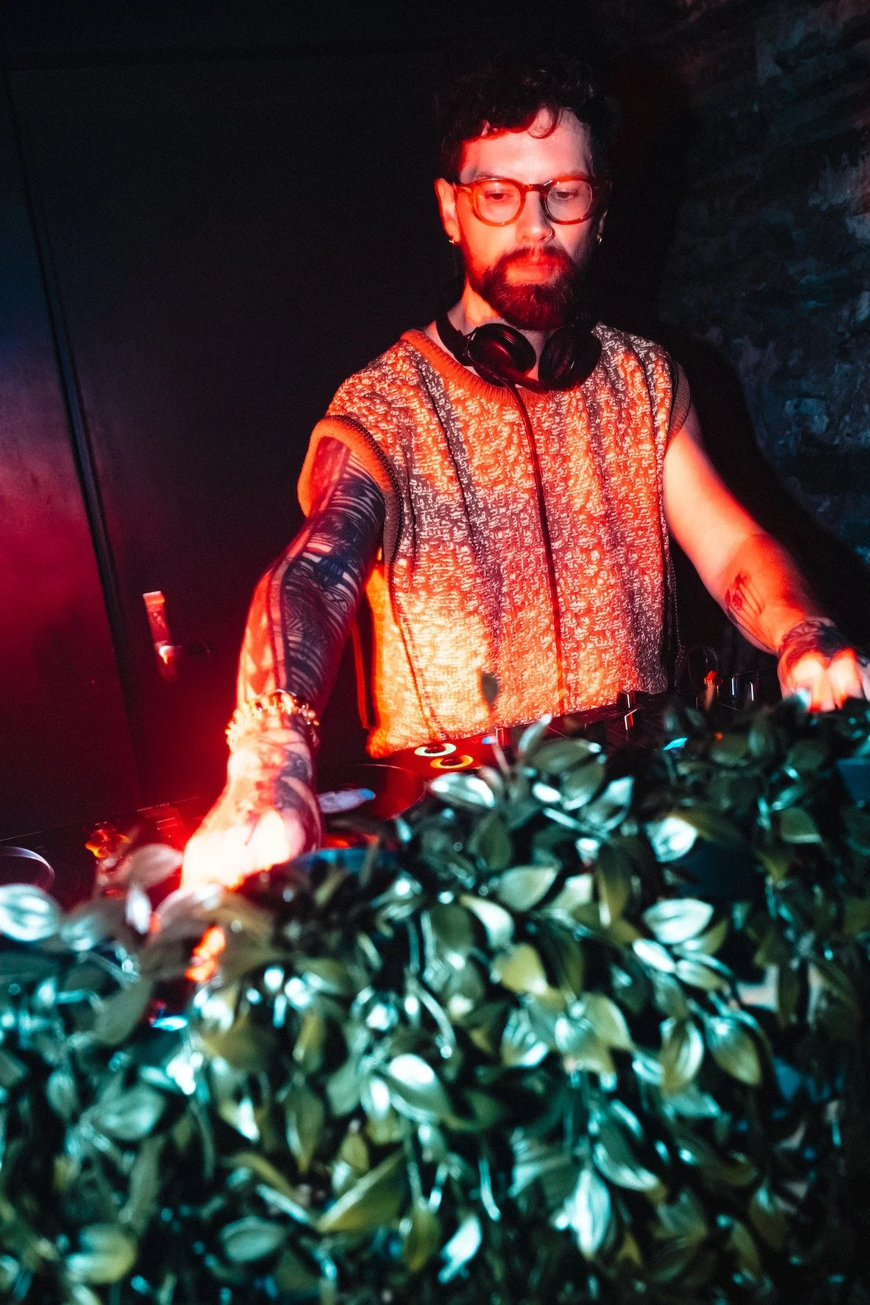 Curfew - 002-1 (dragged).jpeg