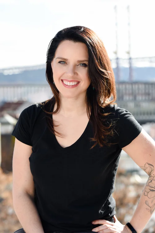 Laura Gale