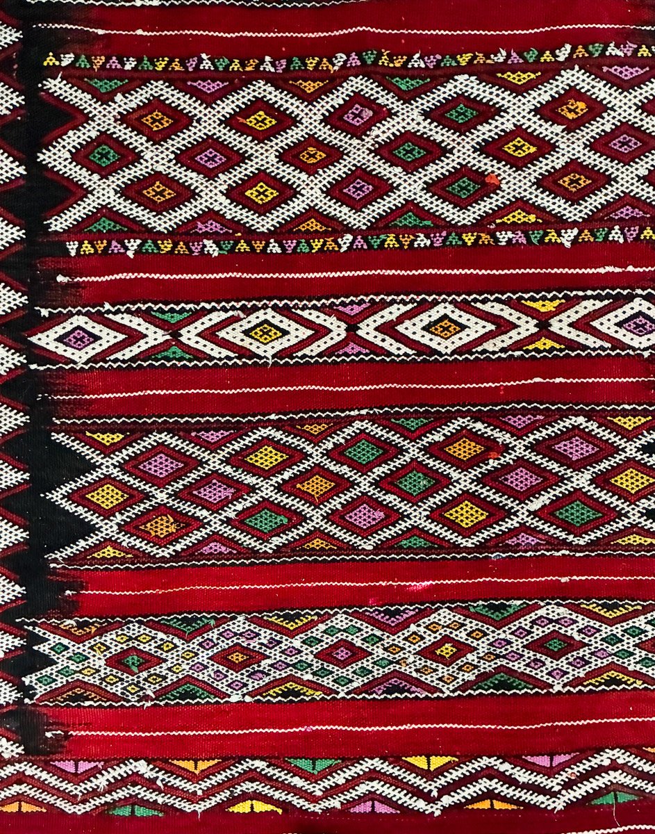 Vintage Moroccan Zemmour-style Hanbel Flatweave, handwoven wool, with supplementary-weft geometric decoration