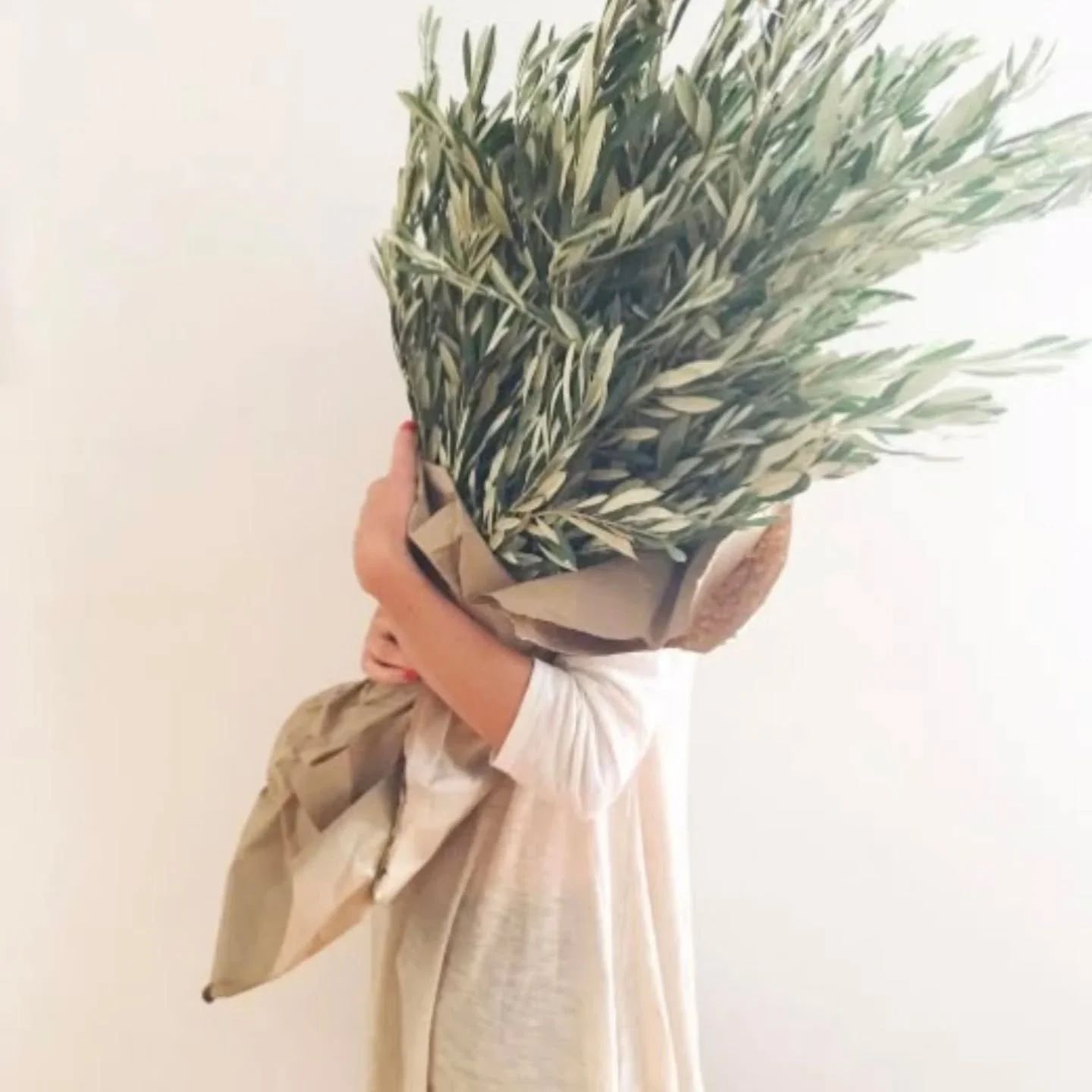 QUICK UPDATE FROM OUR FOUNDER/OWNER:

Hi everyone!
Wanted to share why it's been quiet as of late, I hope you don't mind some personal updates.
Firstly, back in November I was in a serious car accident.
Secondly (yes secondly lol), I'm now also waiti