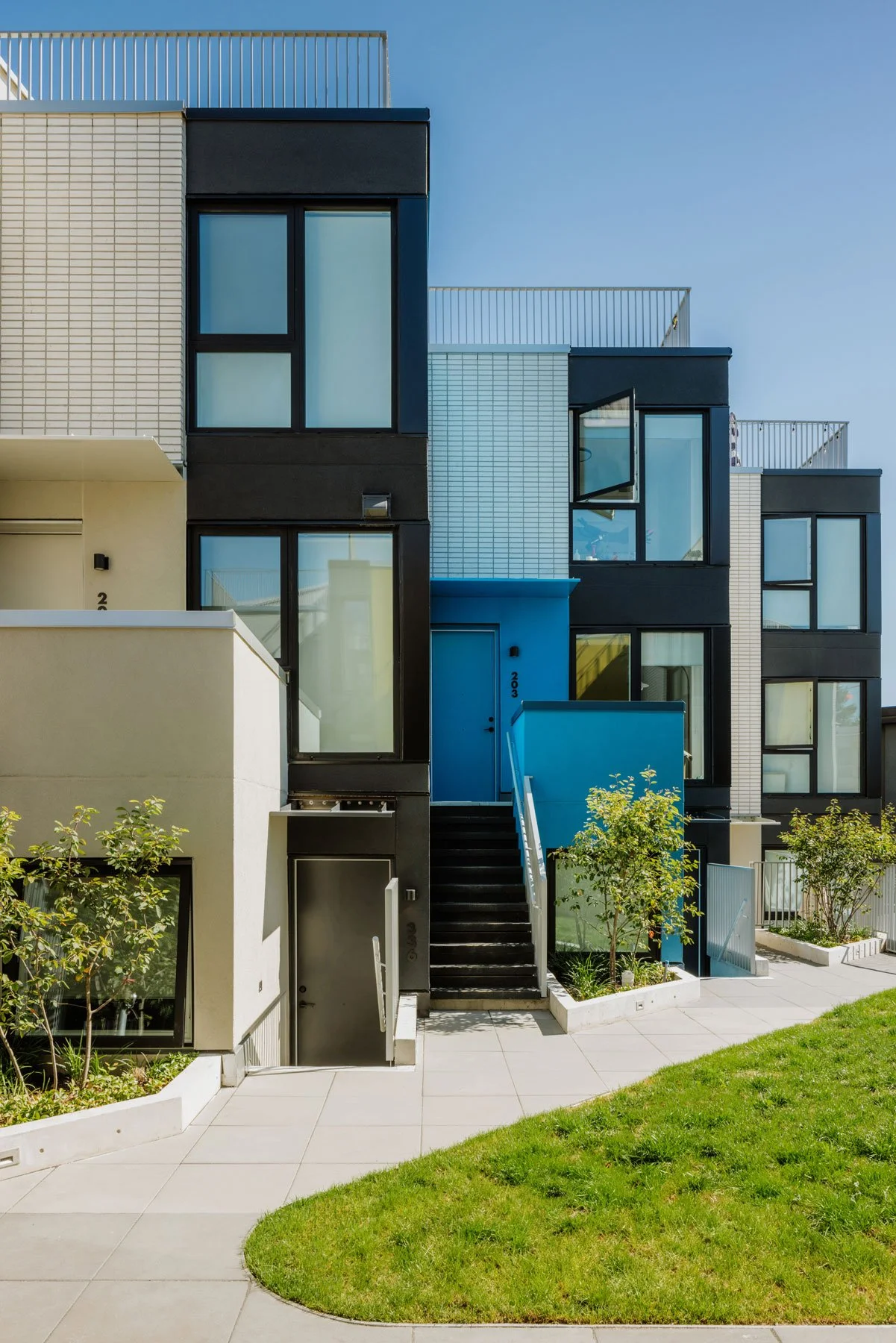 Considered Design Vancouver  courtyard Landscape Architecture for E15 landscape architecture project