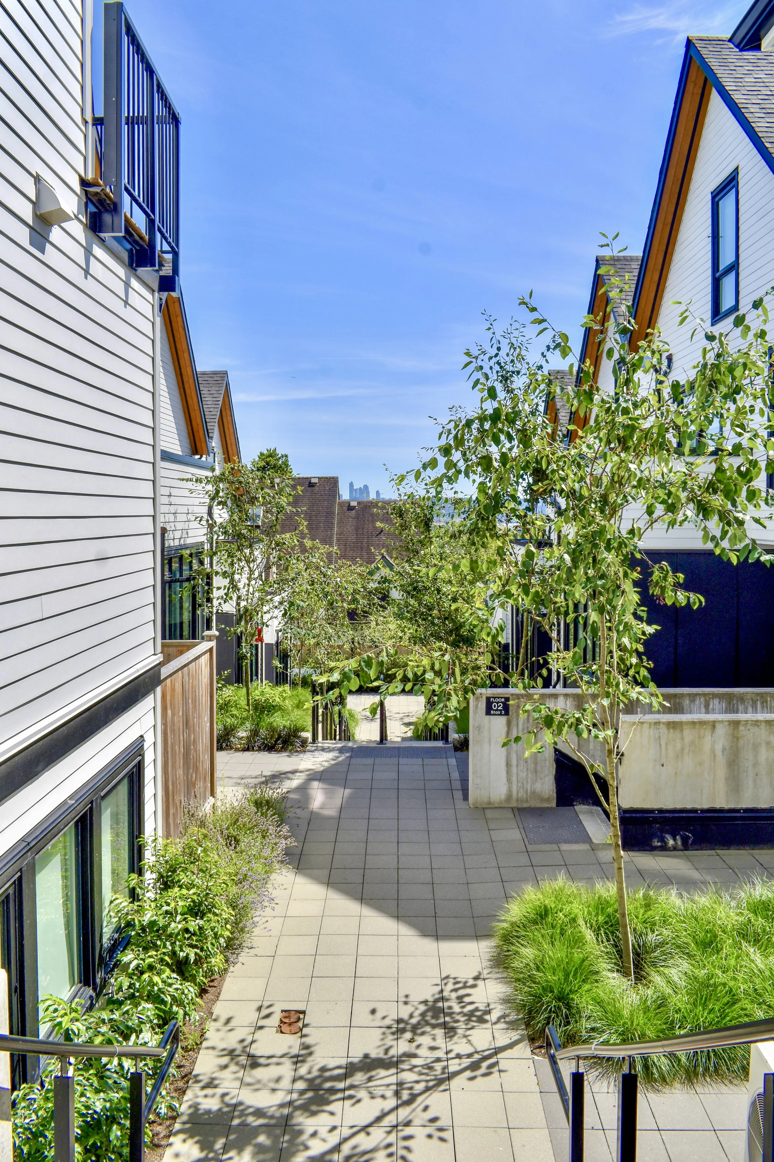 Considered Design - LavalSQ_1658.JPG