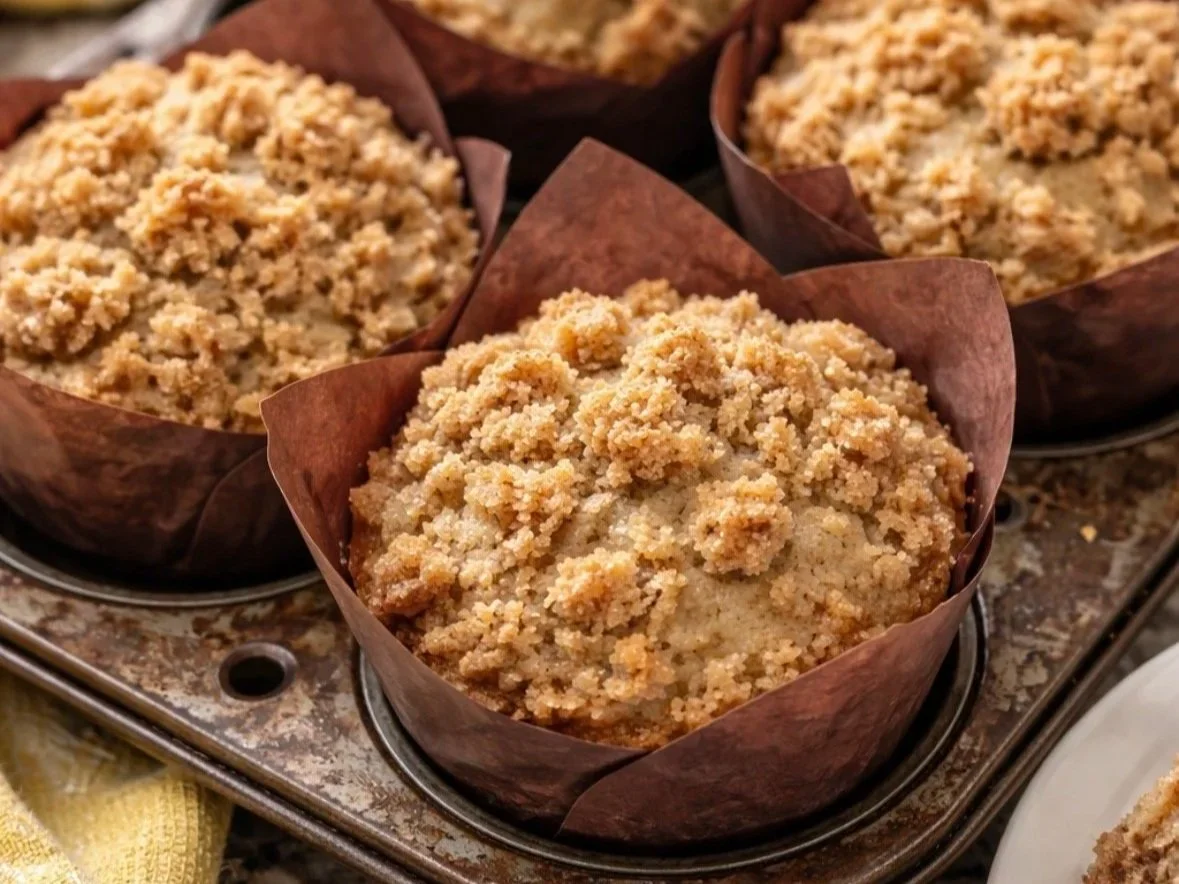 Banana Muffins with Chai Streusel and Sunflower Seeds