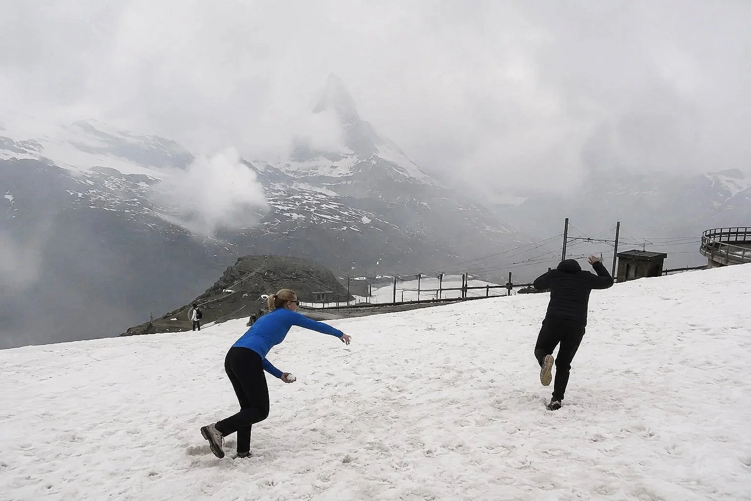 Why Even Loving Couples Fight on Vacation
