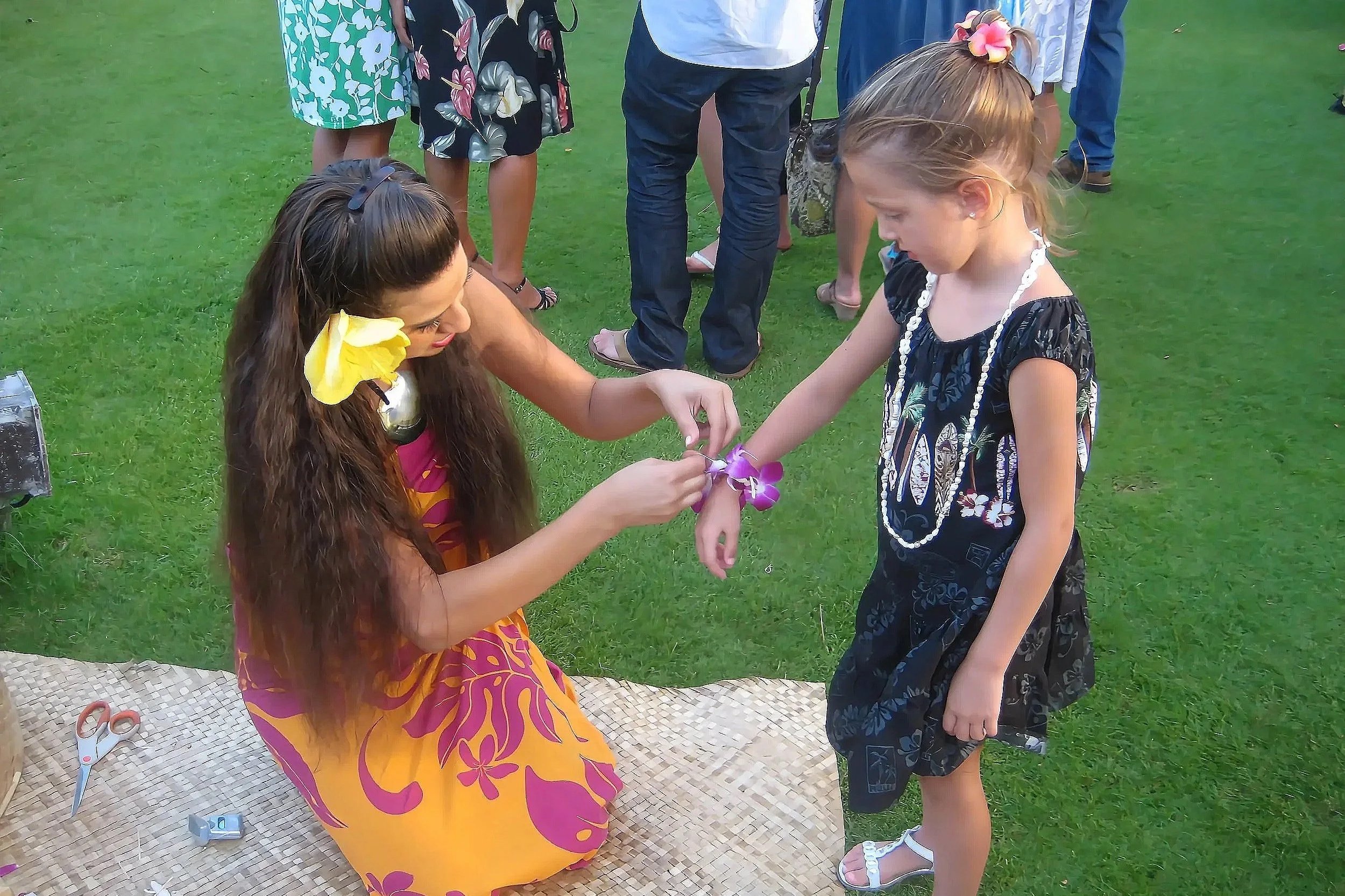 We made leis and even got to try our hand at traditional Hawaiian flower bracelets.