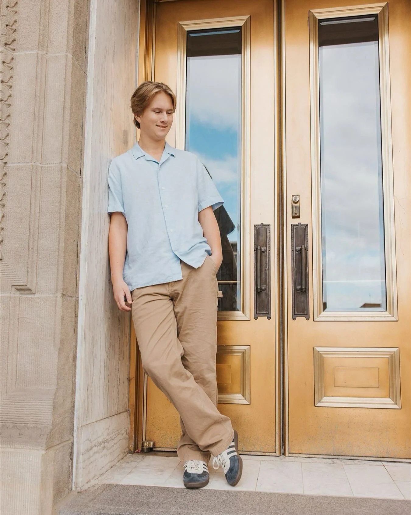 Drew &mdash; the youngest Haechrel and just as cool as his crew 😎

#SeniorPhotos #BoisePhotographer #SeniorReel #ClassOf2026 #SeniorInspo #IdahoSeniorPhotographer #SeniorSession #SeniorStyle
