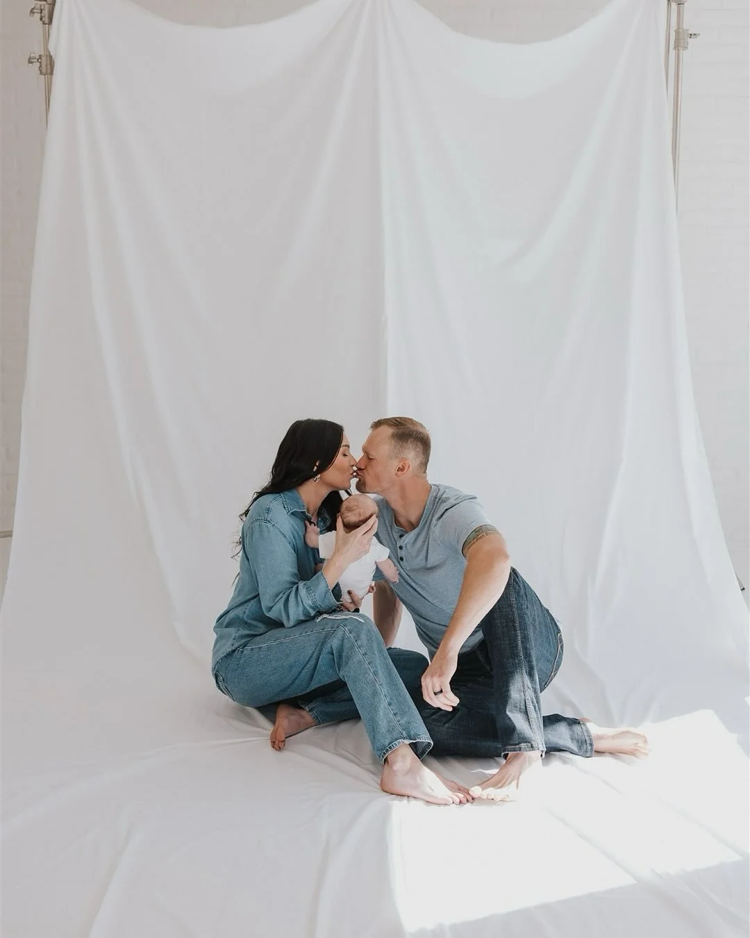 A few more moments from this sweet newborn session at the studio 🖤✨

#NewbornPhotography #StudioSession #FreshBaby #TinyHumans #NewbornPhotos #BoisePhotographer #IdahoPhotographer #BabyPortraits #NewbornSession #LittleLove