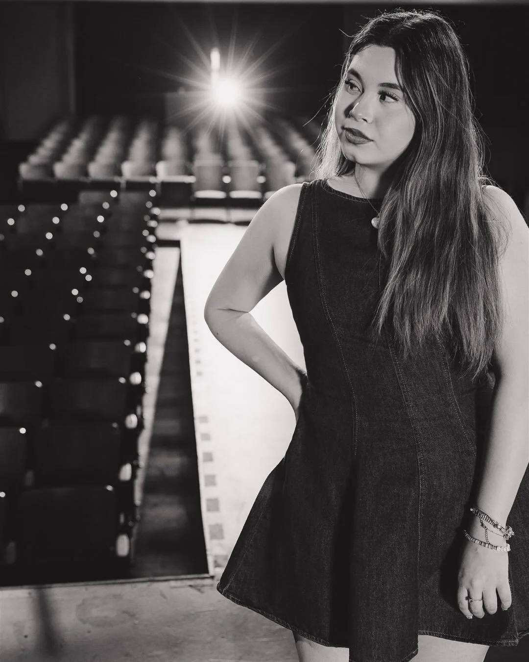 Her element: theatre. Her role: the star. Miss Victoria 🤩

#TheatreSenior #StagePresence #SeniorPortraits #CreativeSenior #SpotlightMoment