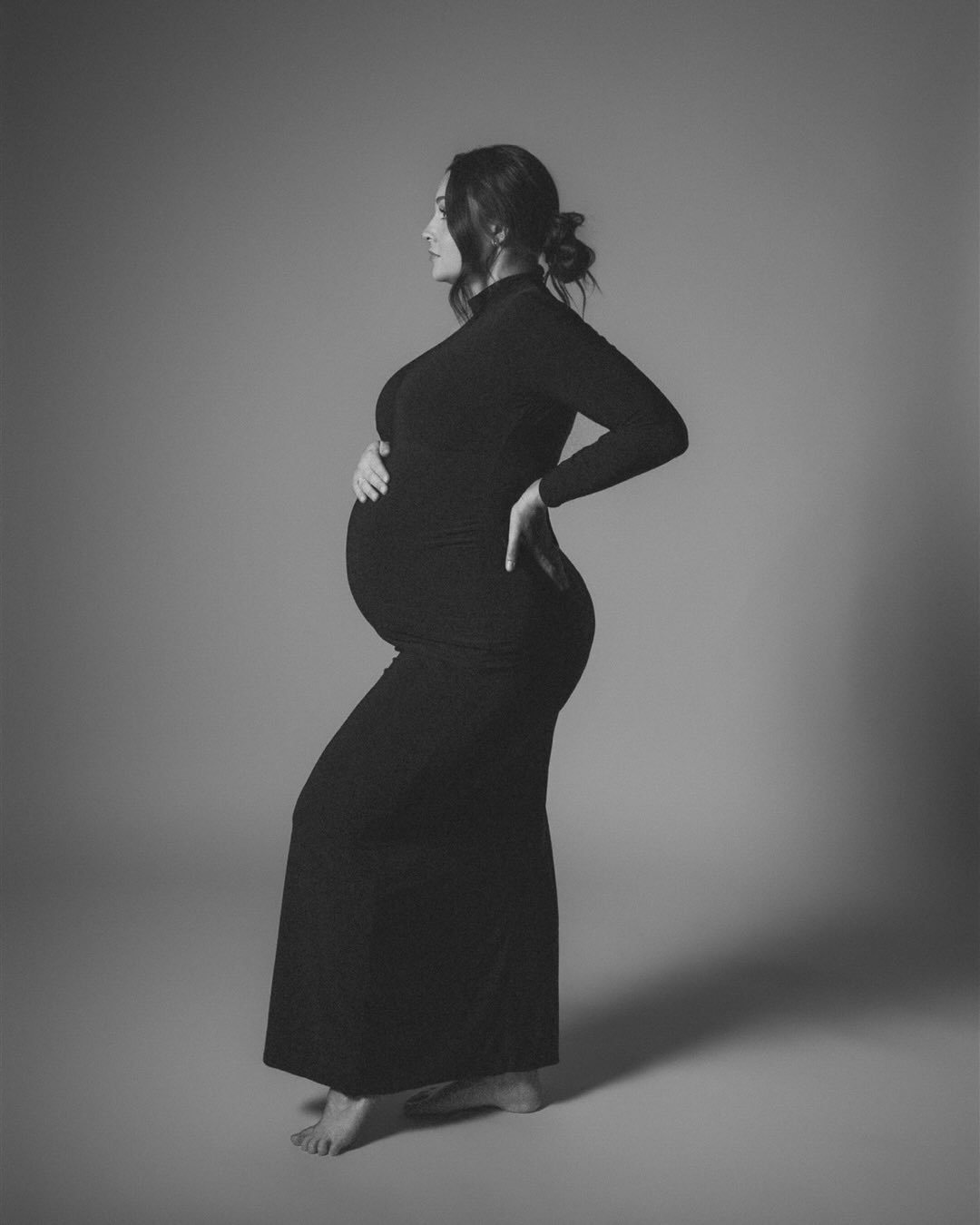 The sweetest maternity moments with Miss Farrah 🤍✨

#BoiseMaternity #IdahoPhotographer #MaternitySession #MotherhoodMagic #BoisePhotography