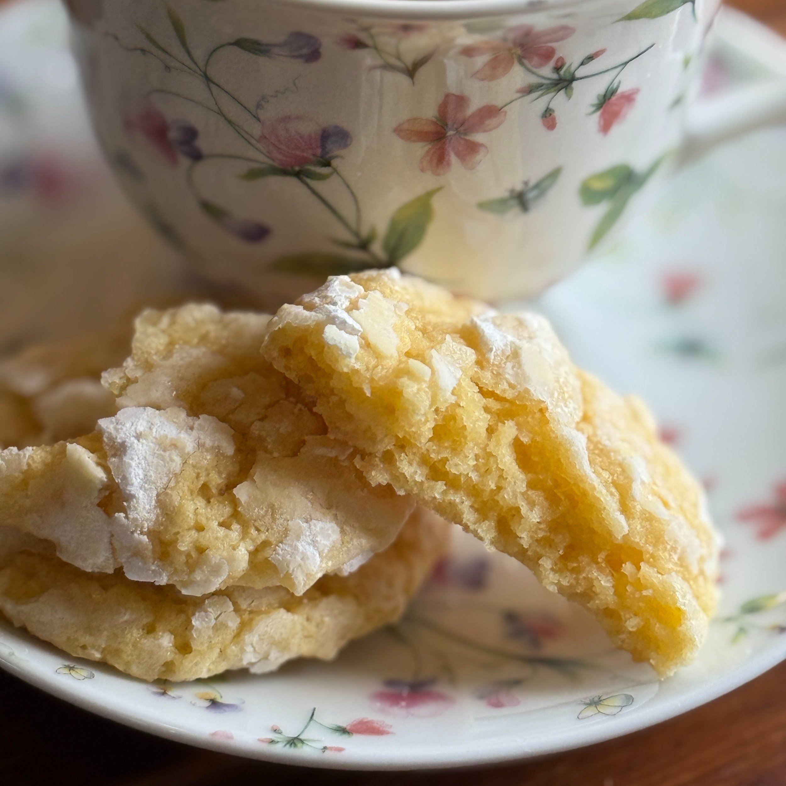 Lemon Crinkle Sourdough Cookies