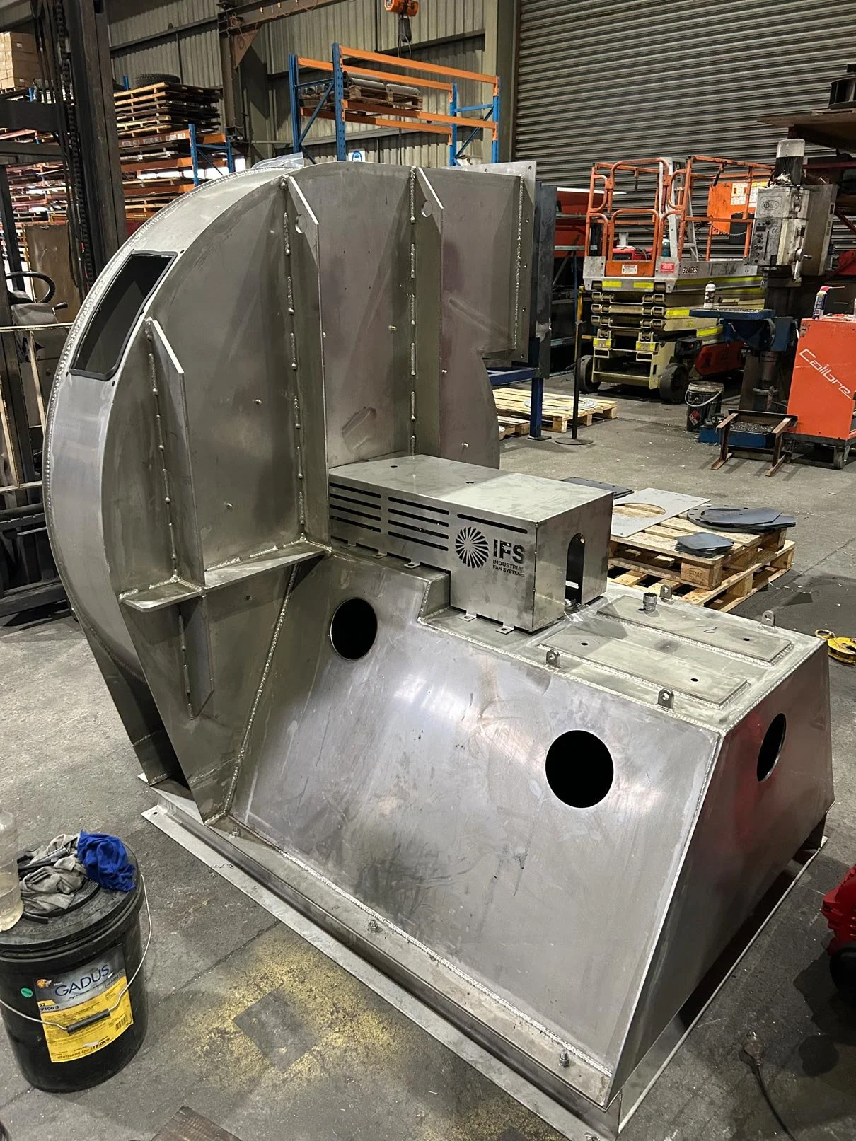 Industrial-Fan-Systems-IFS-High-Pressure-Centrifugal-Fan-316-Stainless-Steel-Arrangement-8-Coupling-Driven.jpg