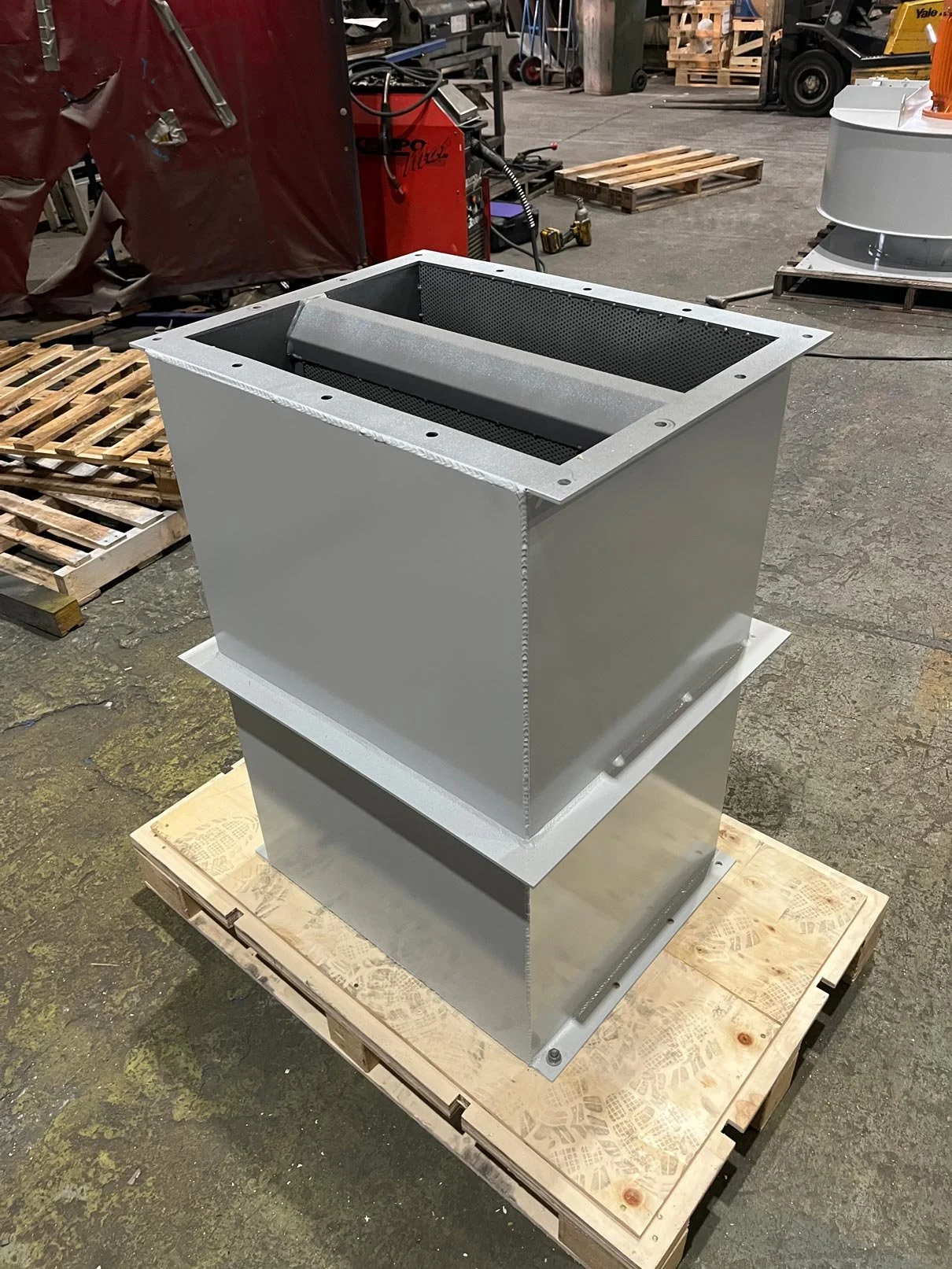 Industrial-Fan-Systems-IFS-Rectangular-Splitter-Silencer.jpg