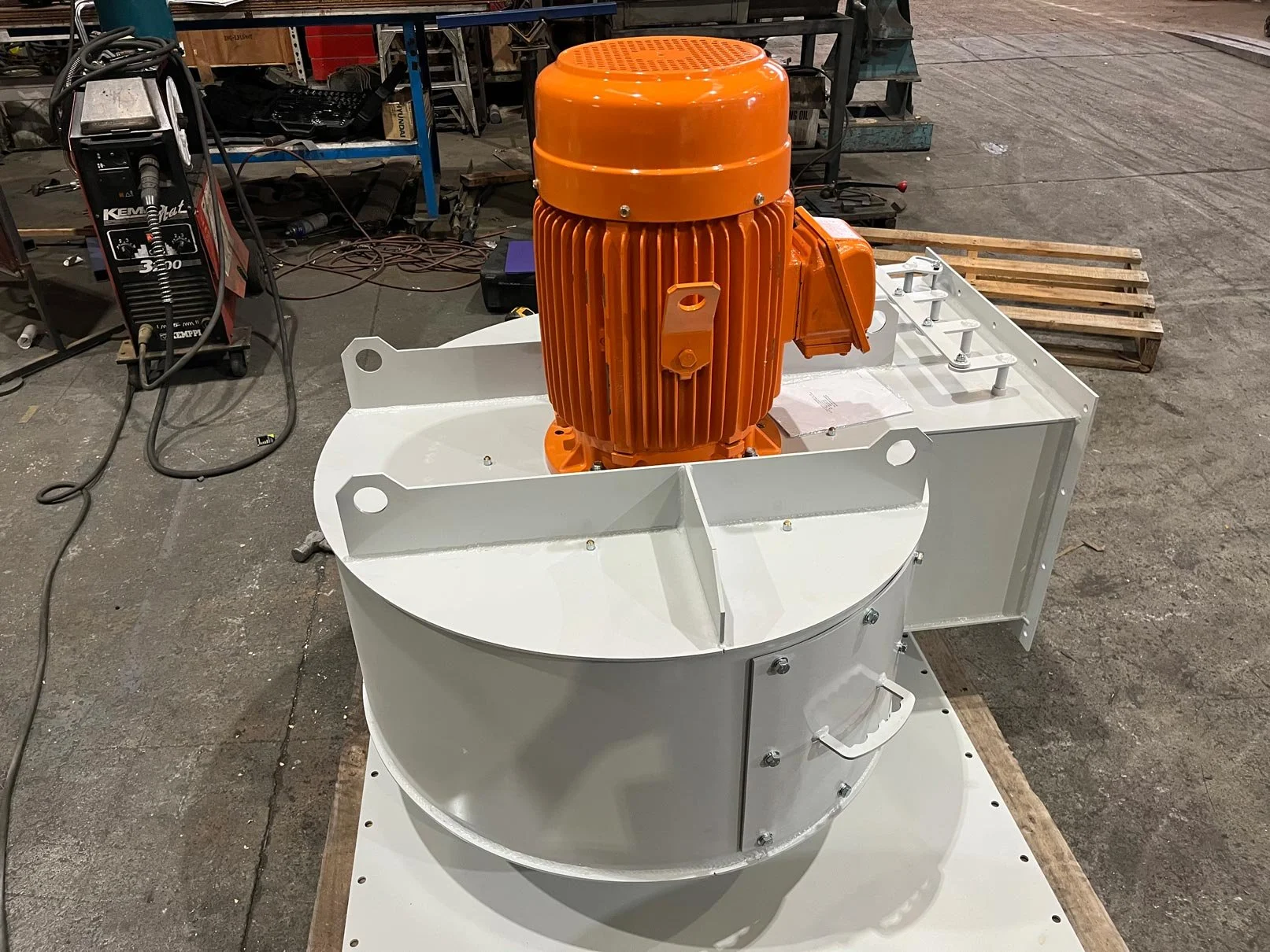 Industrial-Fan-Systems-IFS-Arrangement-4F-Centrifugal-Fan-Dust-Collector.jpg