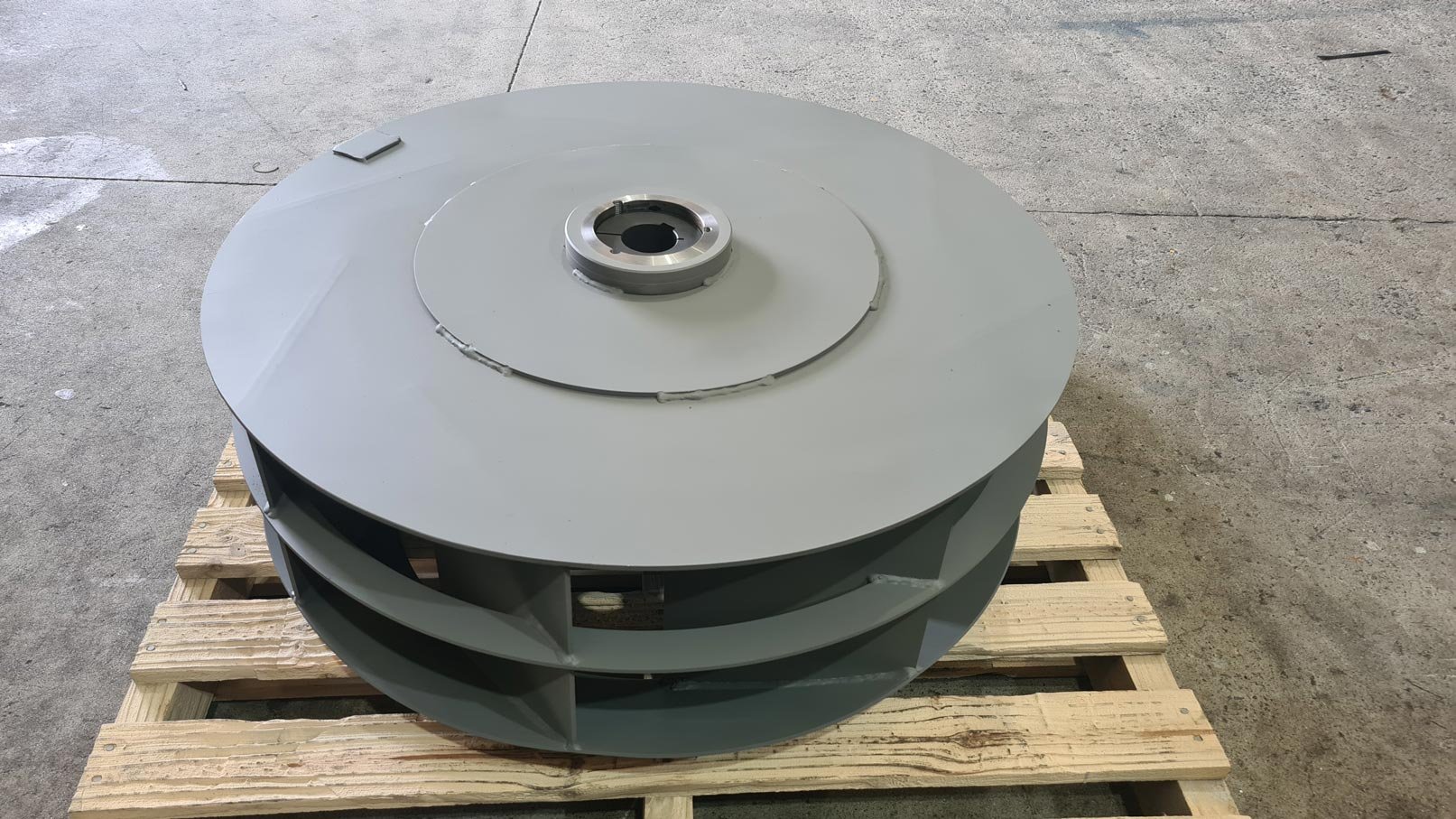 Industrial-Fan-Systems-IFS-Backward-Inclined-Impeller.jpg