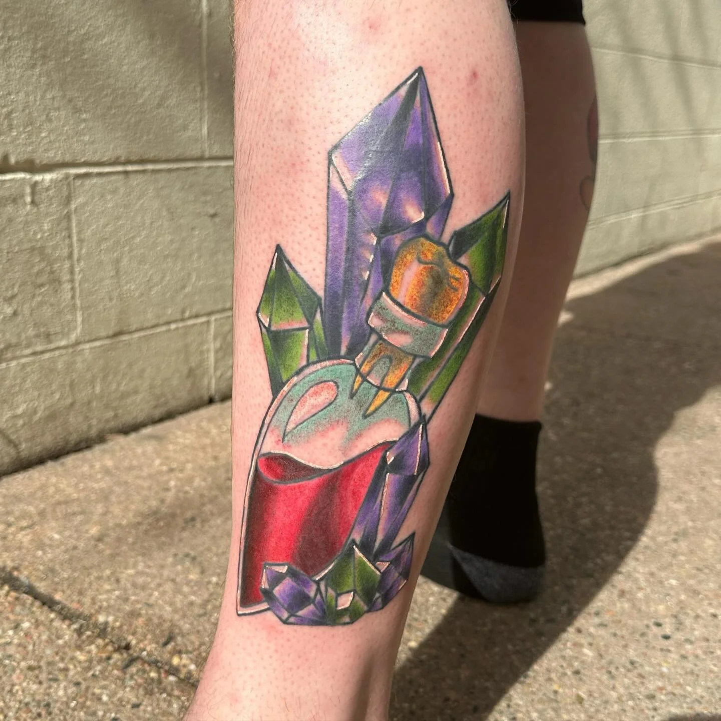Here&rsquo;s some shots in different light of Dane&rsquo;s potion bottle and crystals cover up right after we finished. Scroll to see direct light, shaded natural light, as well as the before picture of what we covered. I&rsquo;d love to do more full