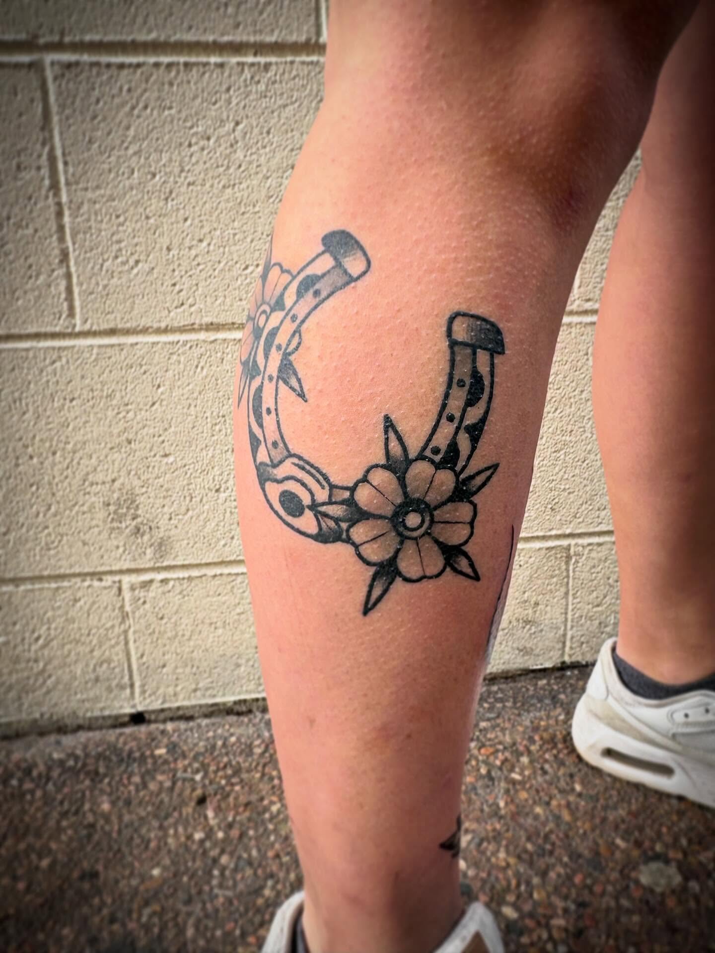 Healed horseshoe on @chrisssssstiee 

Thanks for the trust and taking good care of it. ✌🏼🙏🏼

Taking appointments for the spring. 

&ldquo;When we are faced with the challenge to change and to be our best, we should do our best to do so.&rdquo; -M.