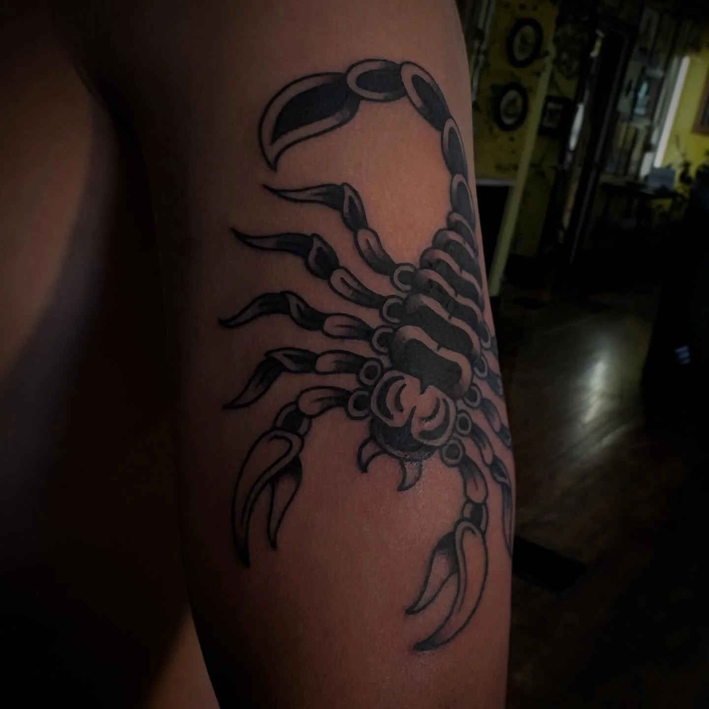 Scorpion from my flash 🦂 

Thanks Aiden! 

Done at @black_oak_tattoo 

Booking May and June

-mason.alexander.art@gmail.com-