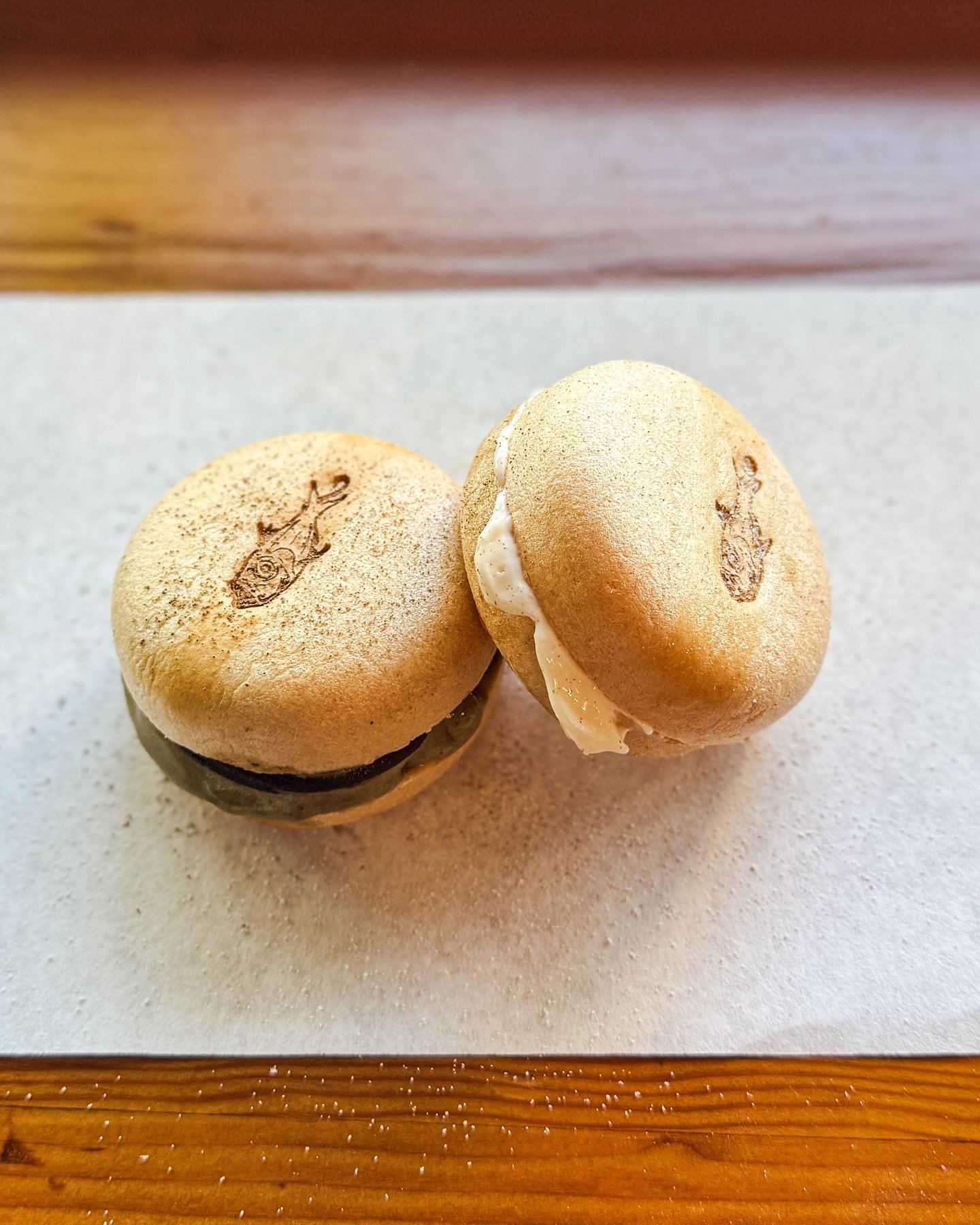 Summer weather calls for a sweet treat 🍨. Our Sherman Oaks location serves up monaca ice cream sandos ft. 

@626hospitalitygroup hojicha ice cream with red bean paste 

@626hospitalitygroup sales yuzu sorbet with cheesecake (PS ask to add caviar if 