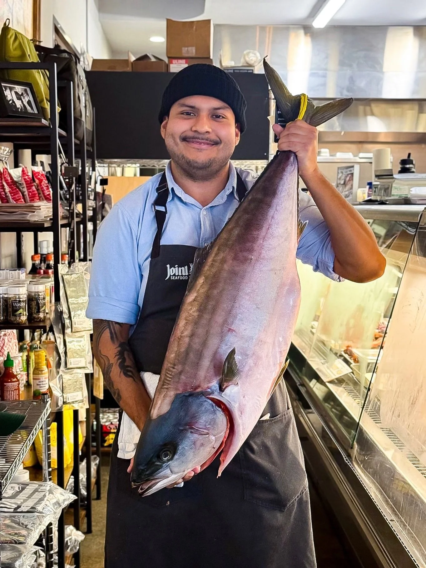 HAMACHI / BURI - mild, slightly sweet flavor and a rich, succulent taste (especially during colder months when its fat content is higher) 

Popular raw but it can be grilled, baked, or steamed. Pairs well with ponzu 

#hamachi #buri #dryagedfish #fis