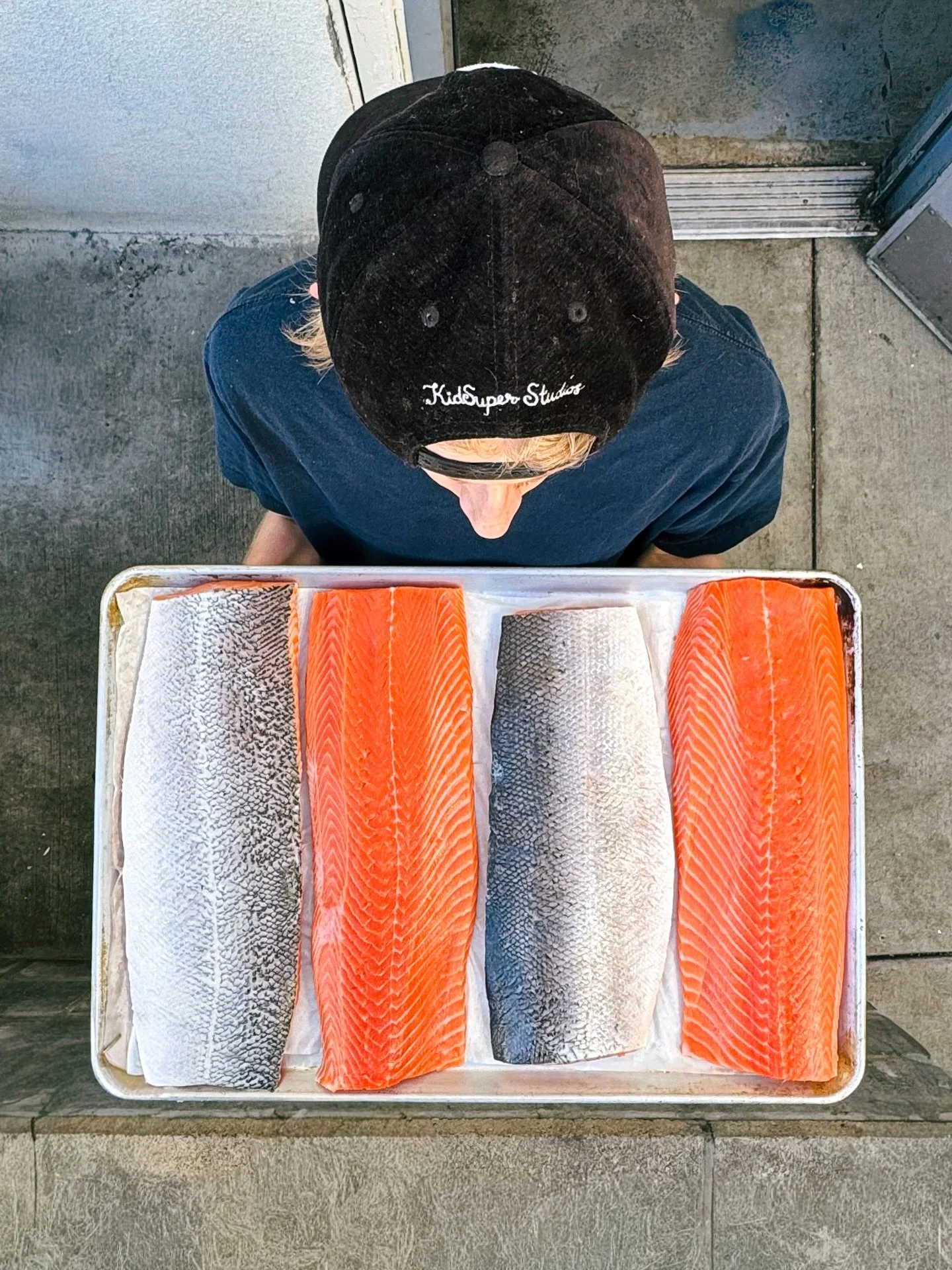 Scottish Salmon / mild &amp; buttery / high fat content which contributes to its rich texture 

Excellent for grilling, baking, pan searing or raw preparations 

How do you like your Scottish Salmon? 

#salmon #scottishsalmon #fishmarket #fishmonger